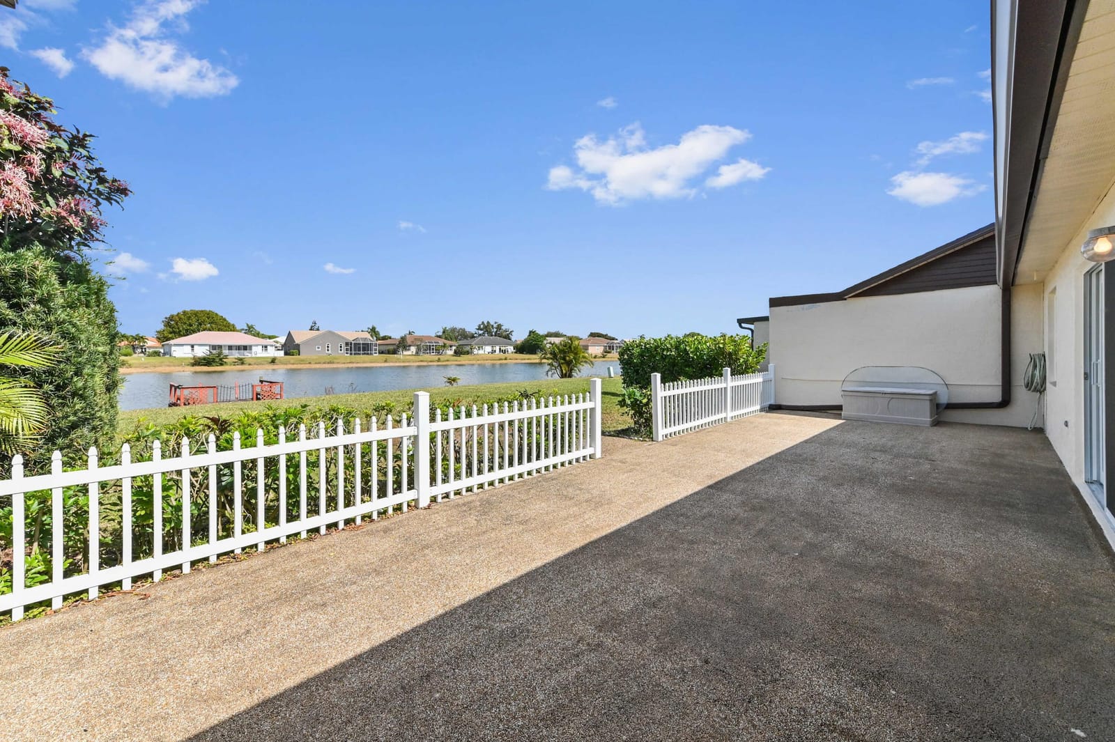8515 Lake Point Court, Lake Worth, FL 33467 photo 21