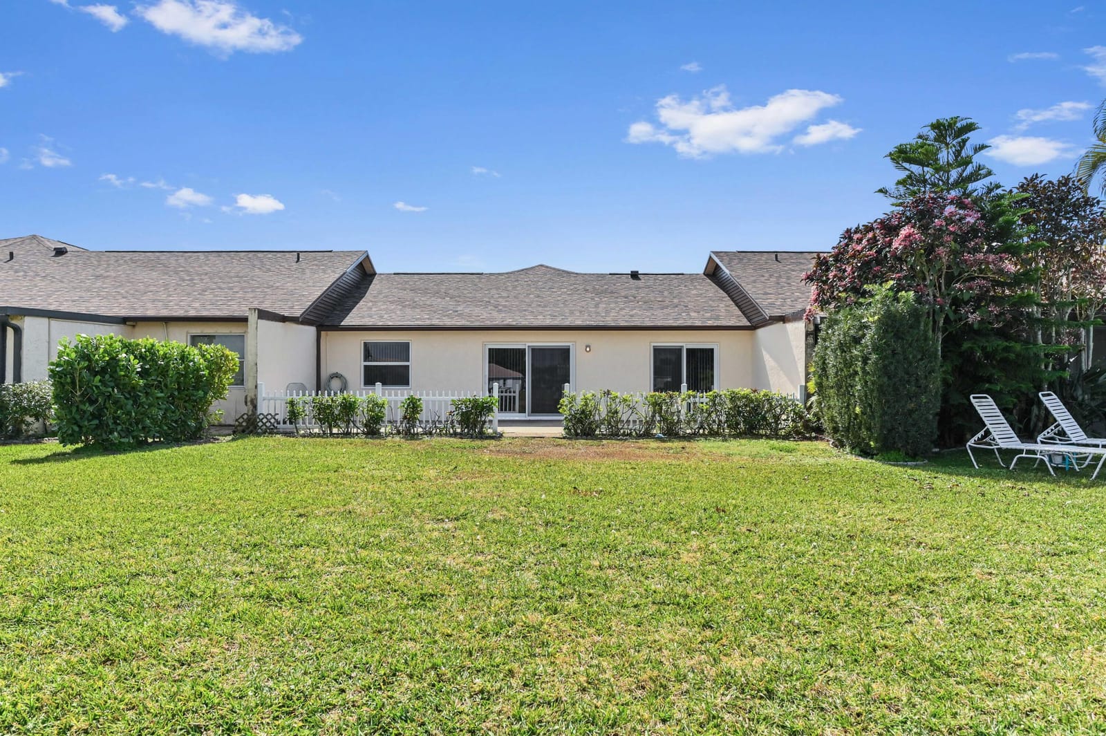8515 Lake Point Court, Lake Worth, FL 33467 photo 25