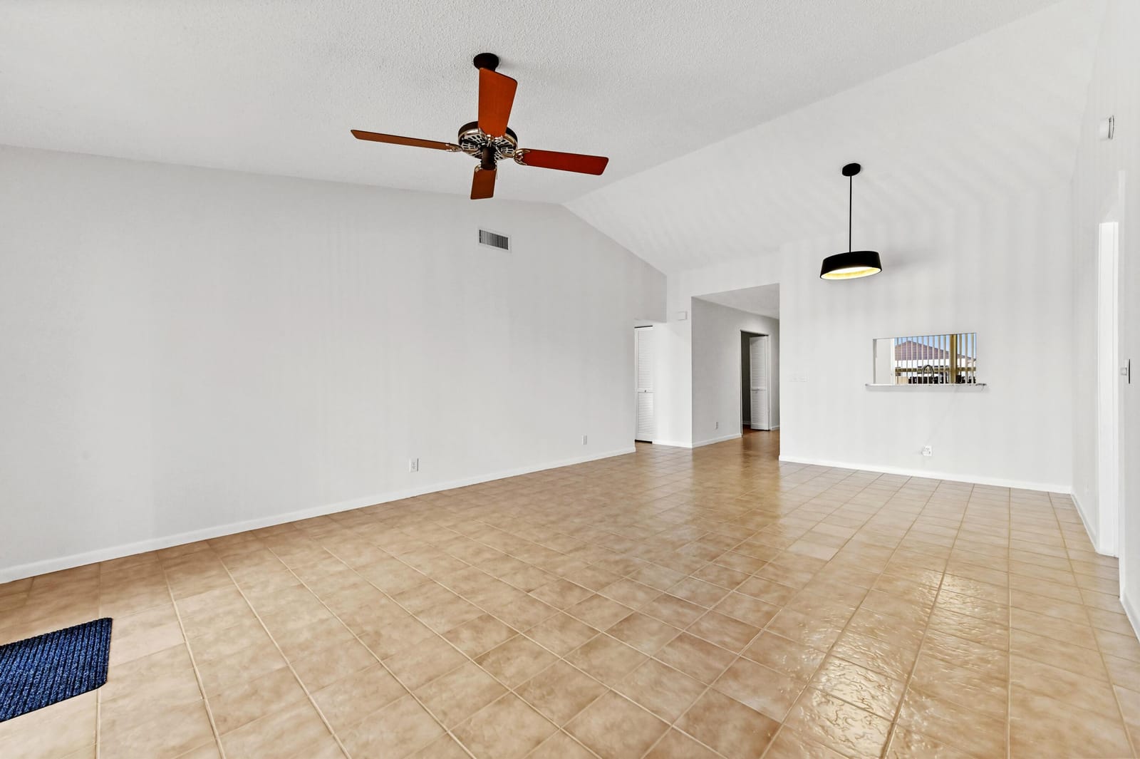 8515 Lake Point Court, Lake Worth, FL 33467 photo 6