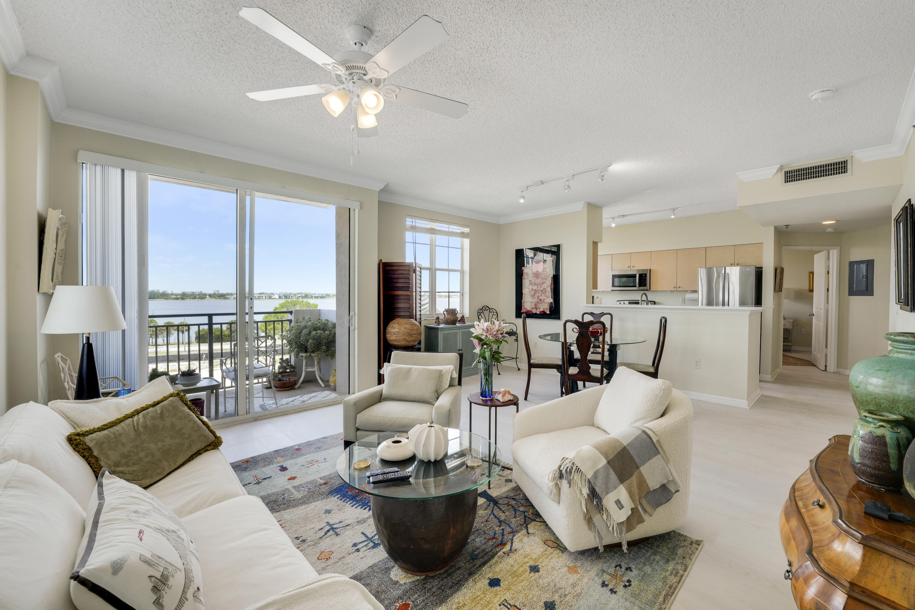 616 Clearwater Park Road 513, West Palm Beach, FL 33401, West Palm Beach