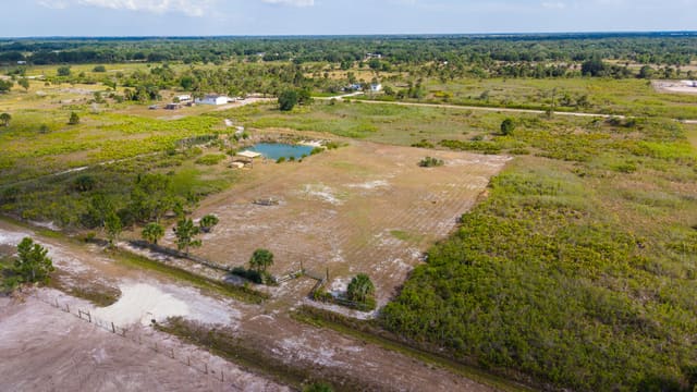 21228 NW 280th Street, Okeechobee, FL 34972