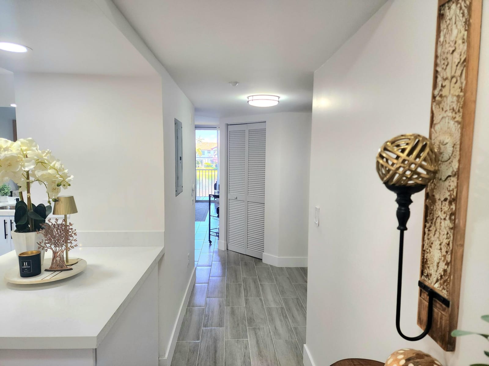 7751 Southampton Terrace 215 — photo 4