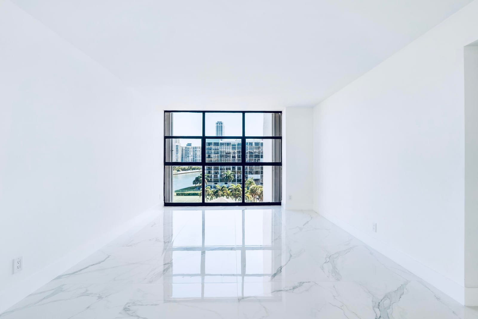 600 Parkview Drive 718, Hallandale Beach, FL 33009 photo 12