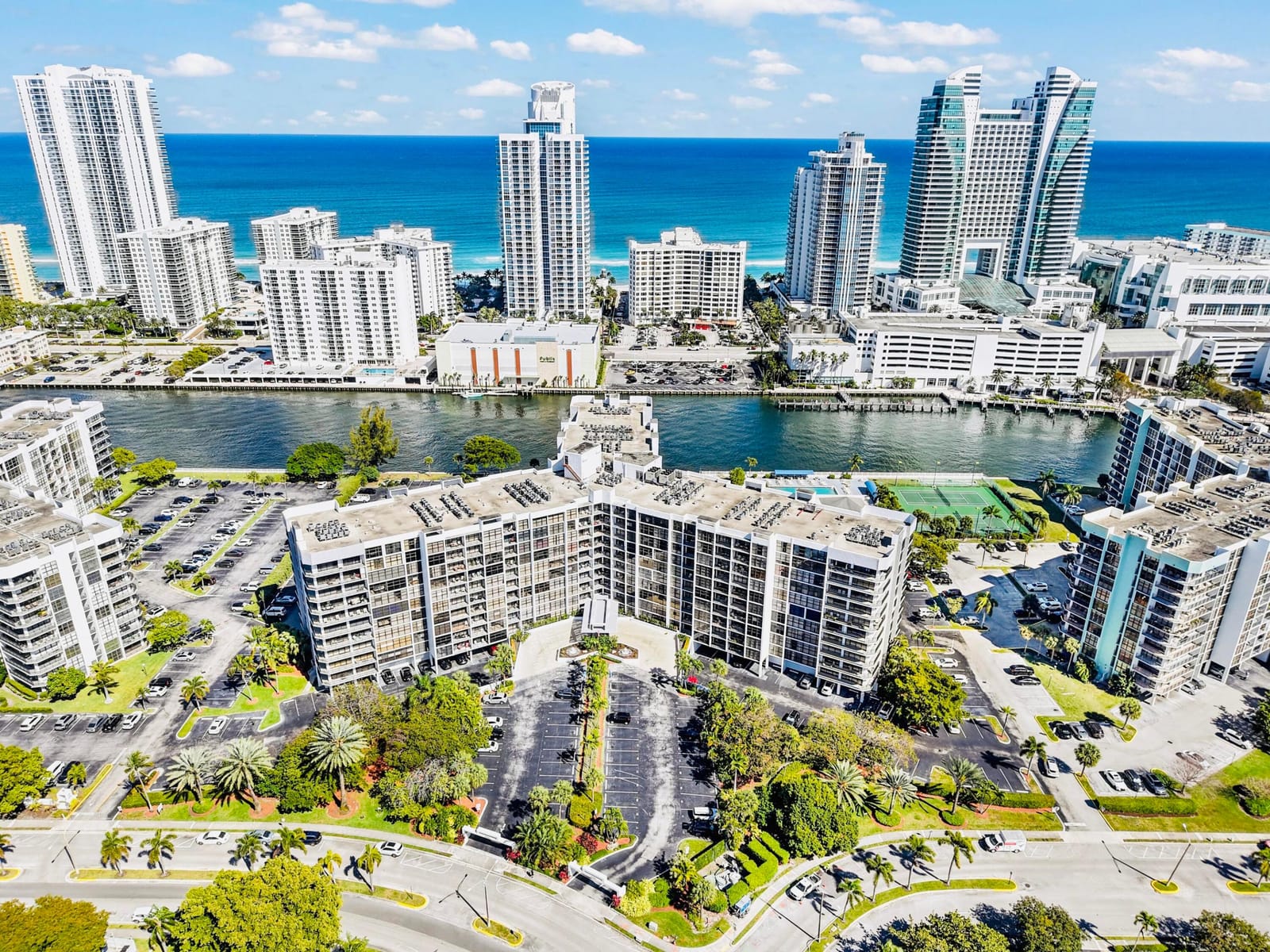 600 Parkview Drive 718, Hallandale Beach, FL 33009 photo 21