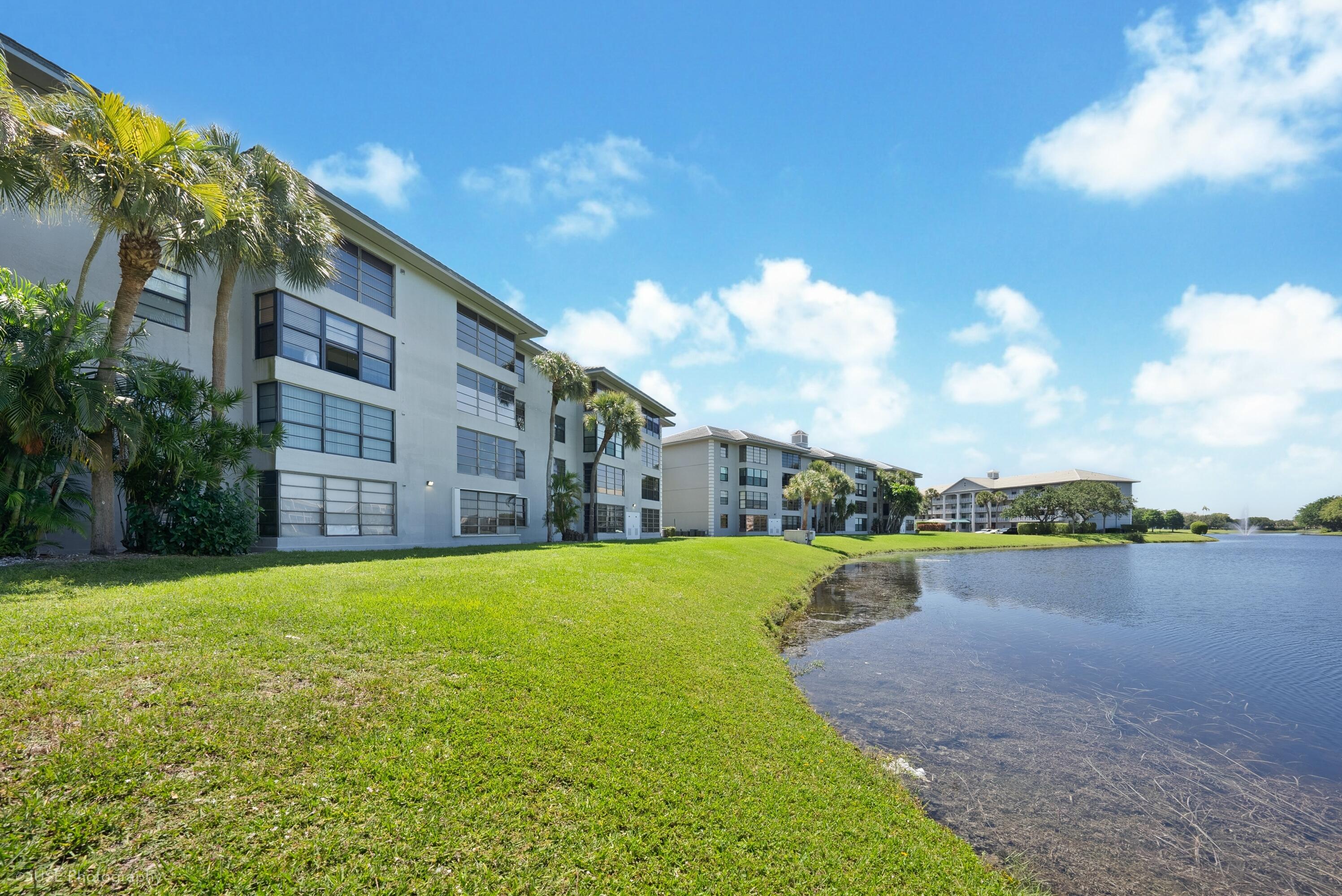 1528 Whitehall Drive 303, Davie, FL 33324, Davie