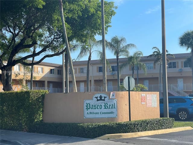 6255 Kendale Lakes Circle 116, Miami, FL 33183