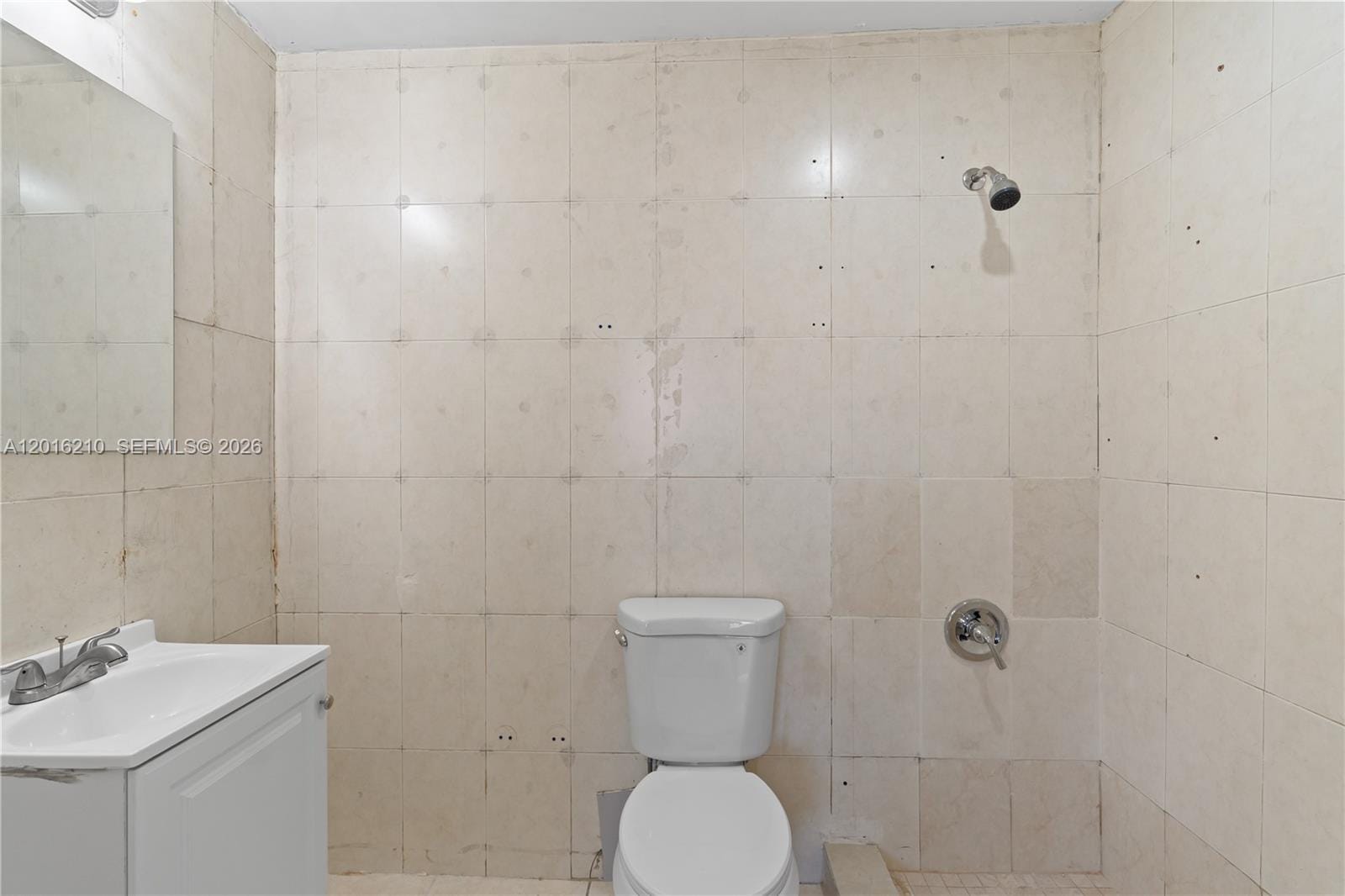 2735 W 60th Place 204, Hialeah, FL 33016 photo 13