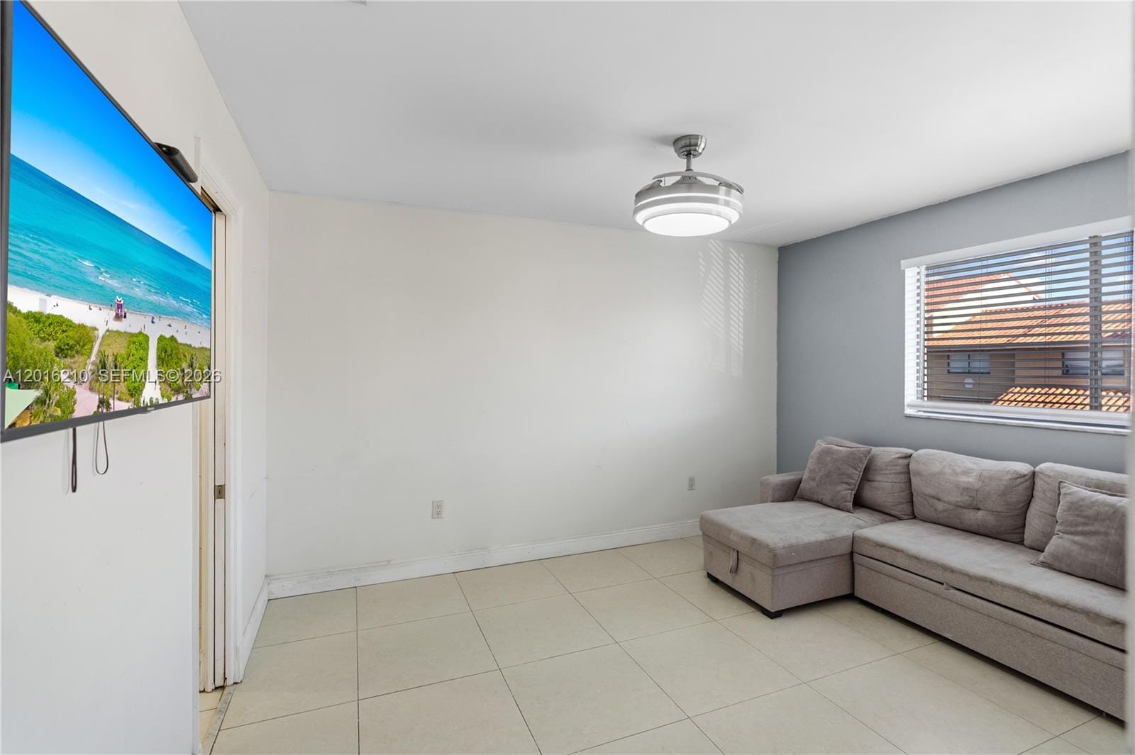 2735 W 60th Place 204, Hialeah, FL 33016 photo 19