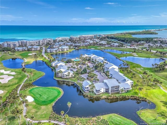5558 NE Gulfstream Way, Lakeside Condo Irp, Stuart, FL