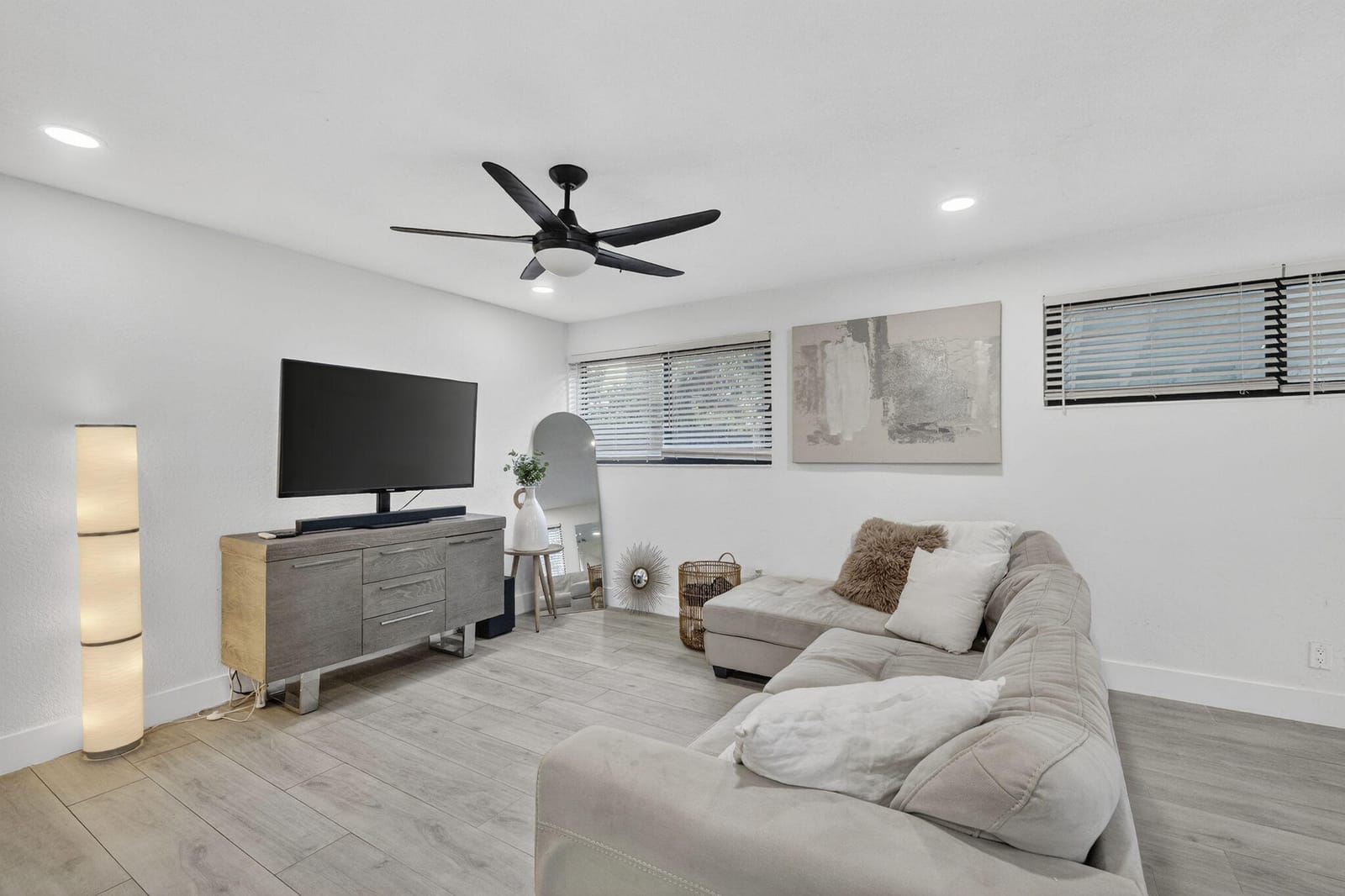 830 NE 59th Court — photo 3