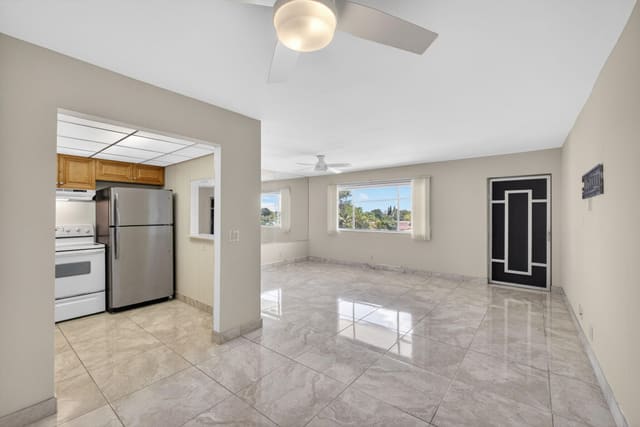 300 S Village Green Cir Circle S 420, sold in Village Green, Palm Springs, FL
