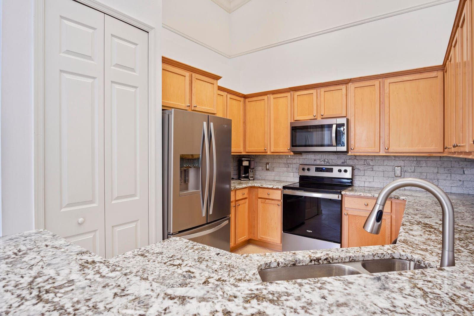 7084 Torrey Pines Circle — photo 8