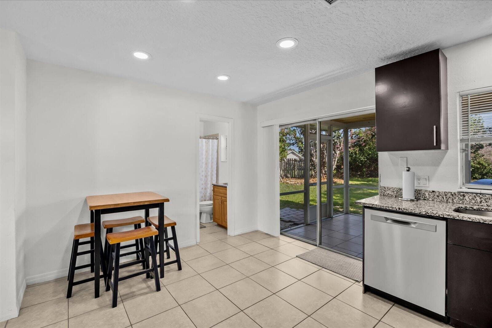 1549 SE Minorca Avenue — photo 11