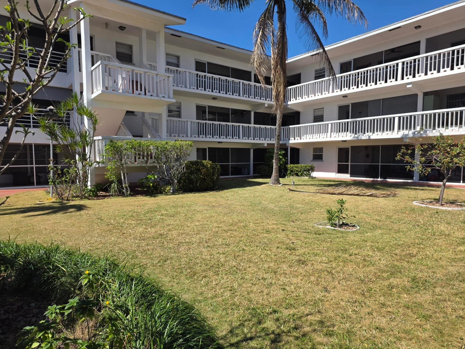600 Pine Drive 103, Pompano Beach, FL 33060 photo 1