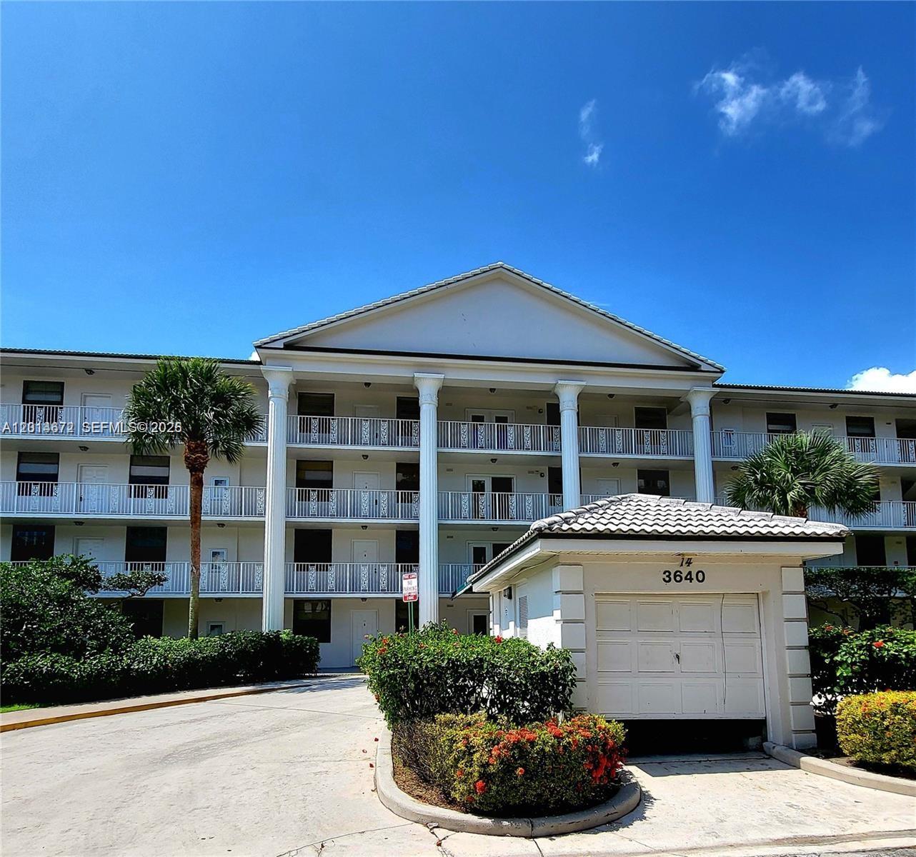 3640 Whitehall Drive 406, West Palm Beach, FL 33401, West Palm Beach