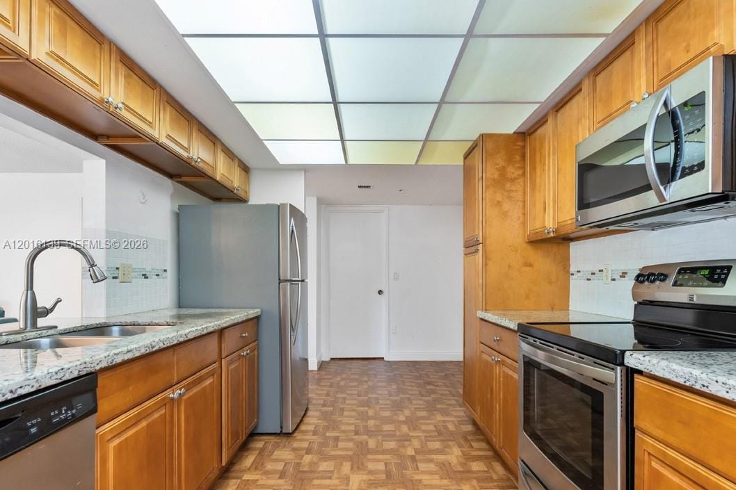 825 Egret Circle 110 — photo 10