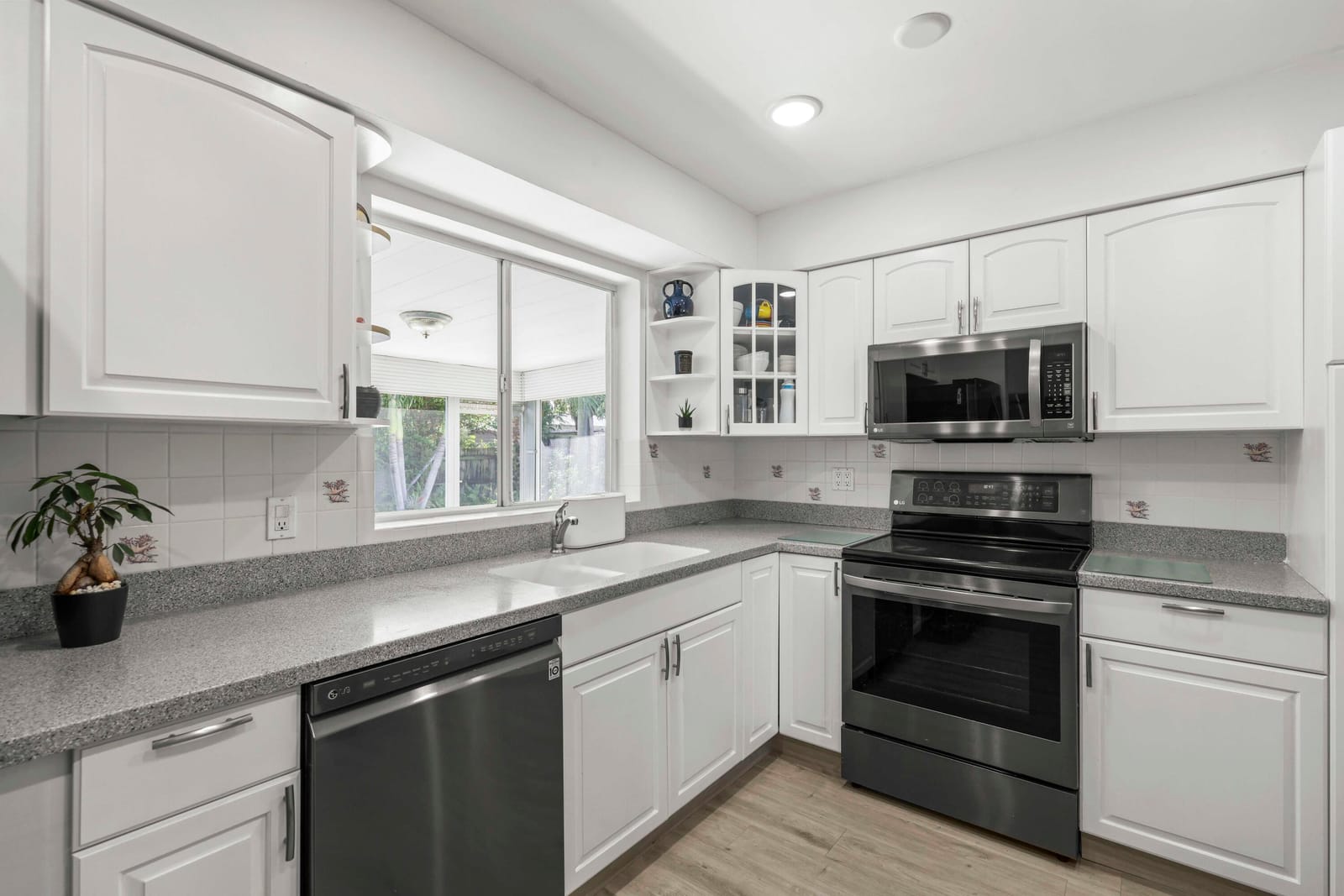 2136 NE 4th Court, Boca Raton, FL 33431 photo 11
