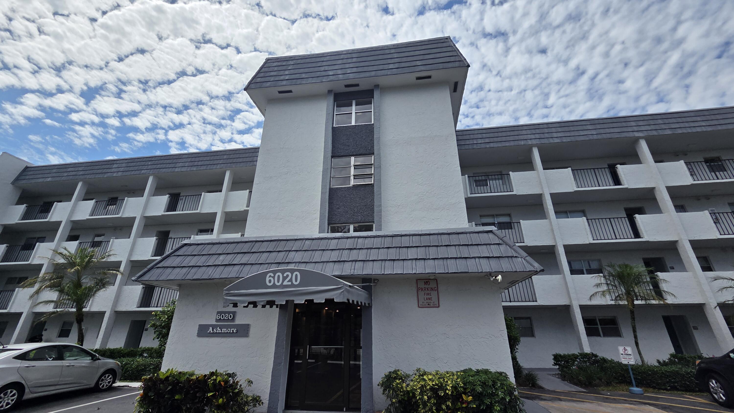 6020 NW 44th Street 108, Lauderhill, FL 33319, Lauderhill