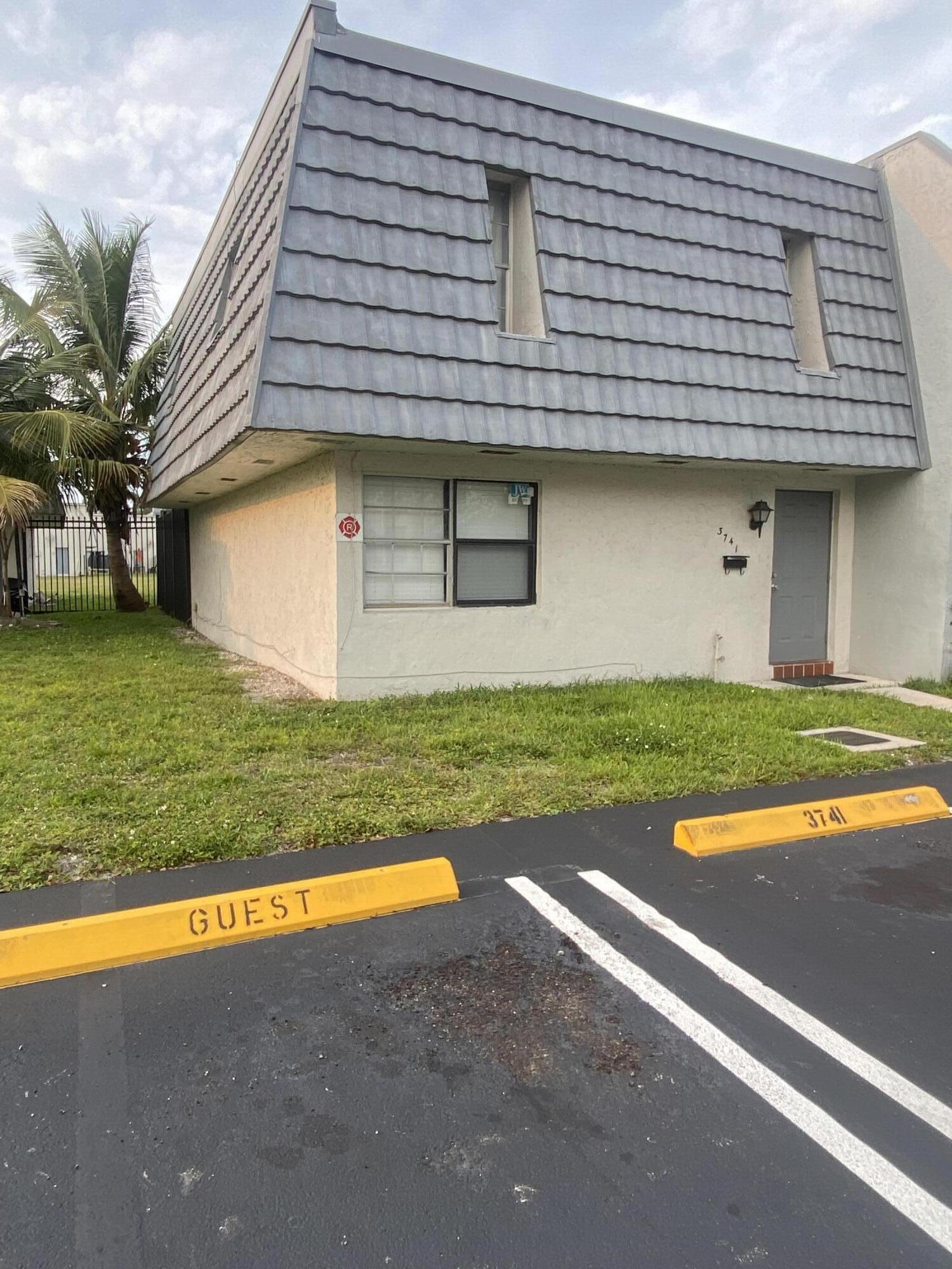 3741 NW 20th Street 506, Lauderdale Lakes, FL 33311, Lauderdale Lakes