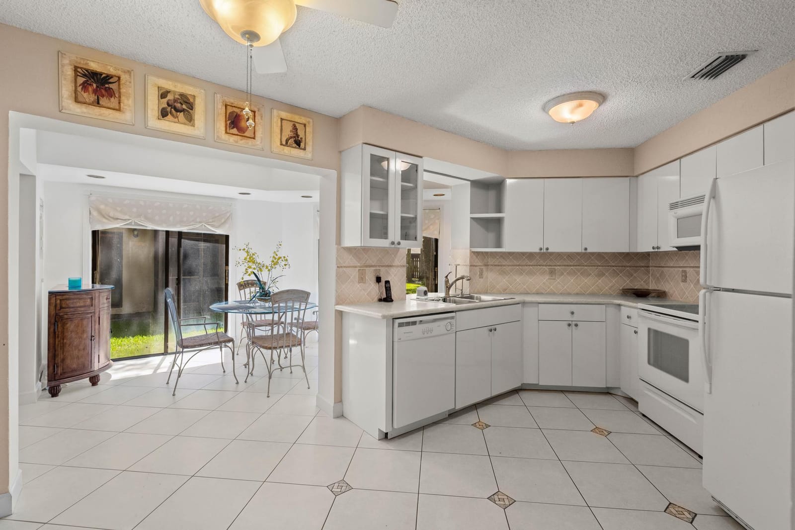 3404 Emerald Oaks Drive 803, Hollywood, FL 33021 photo 15