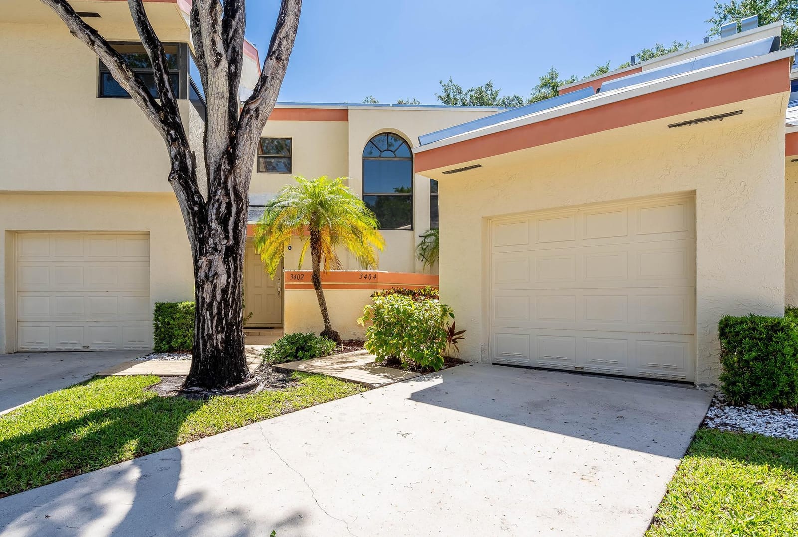 3404 Emerald Oaks Drive 803, Hollywood, FL 33021 photo 4