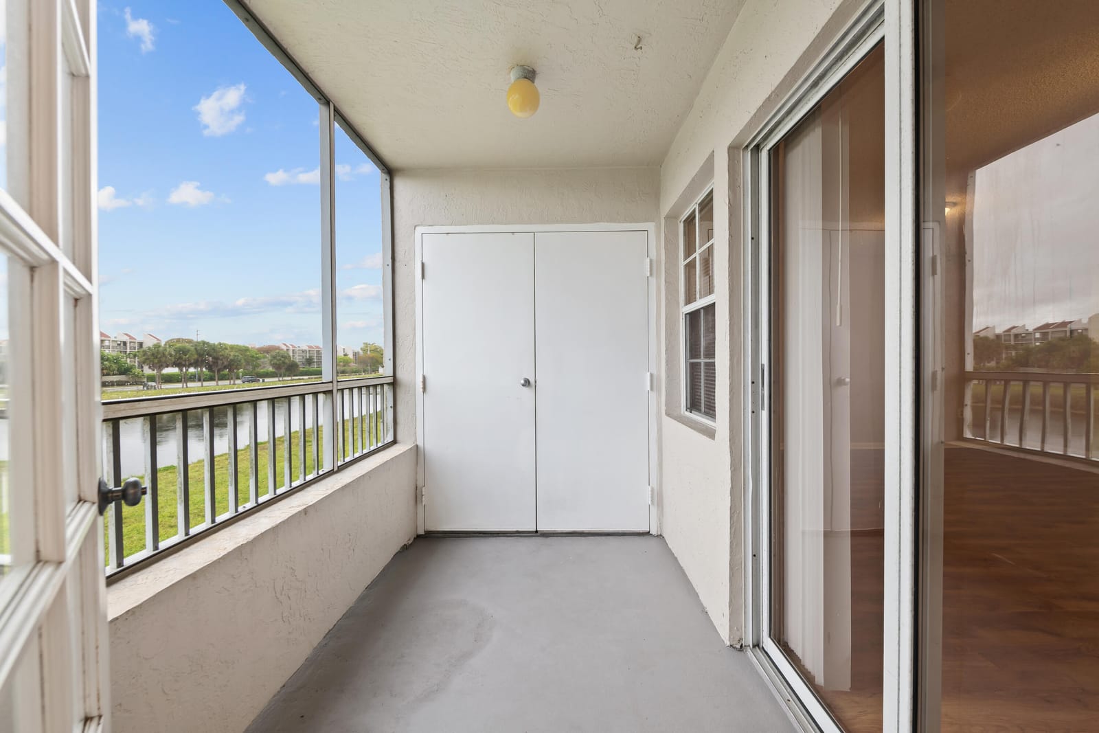 2861 N Oakland Forest Drive 202, Oakland Park, FL 33309 photo 18
