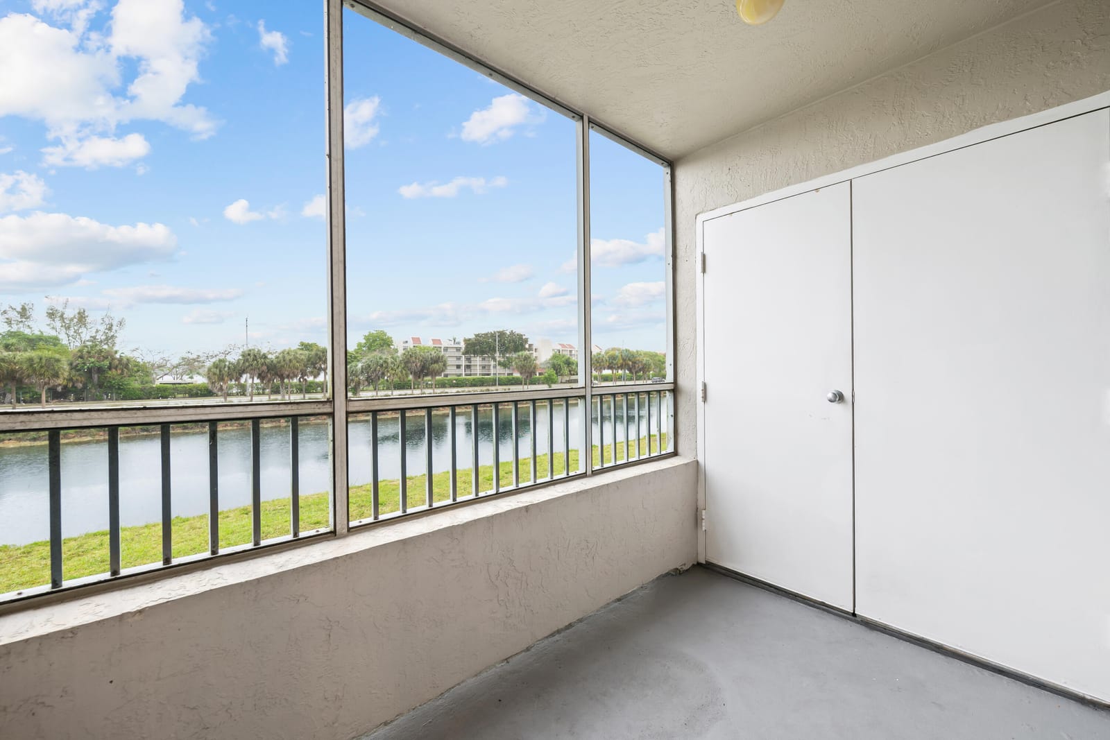 2861 N Oakland Forest Drive 202, Oakland Park, FL 33309 photo 19