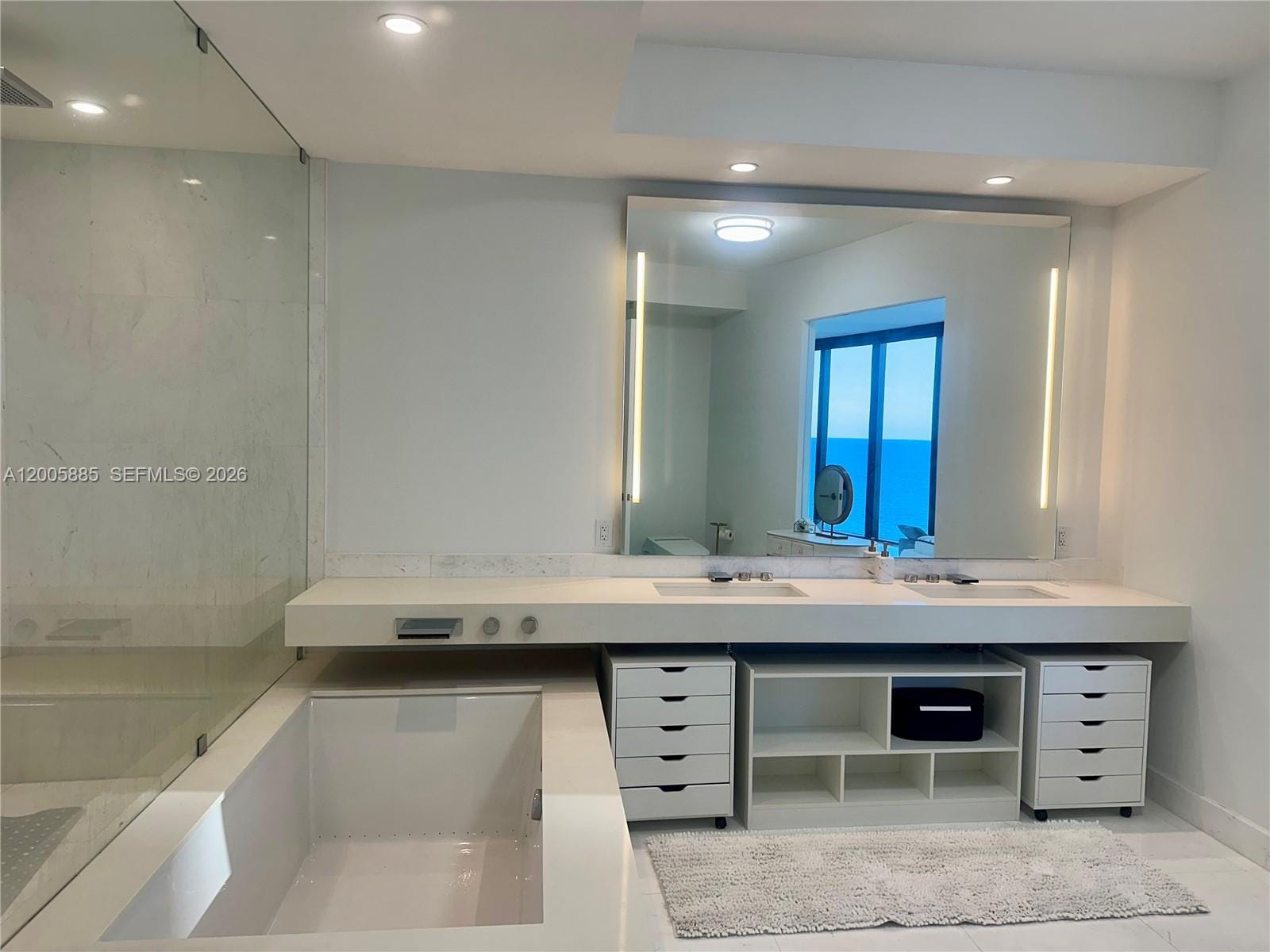 18555 Collins Avenue 1705, Sunny Isles Beach, FL 33160 photo 16