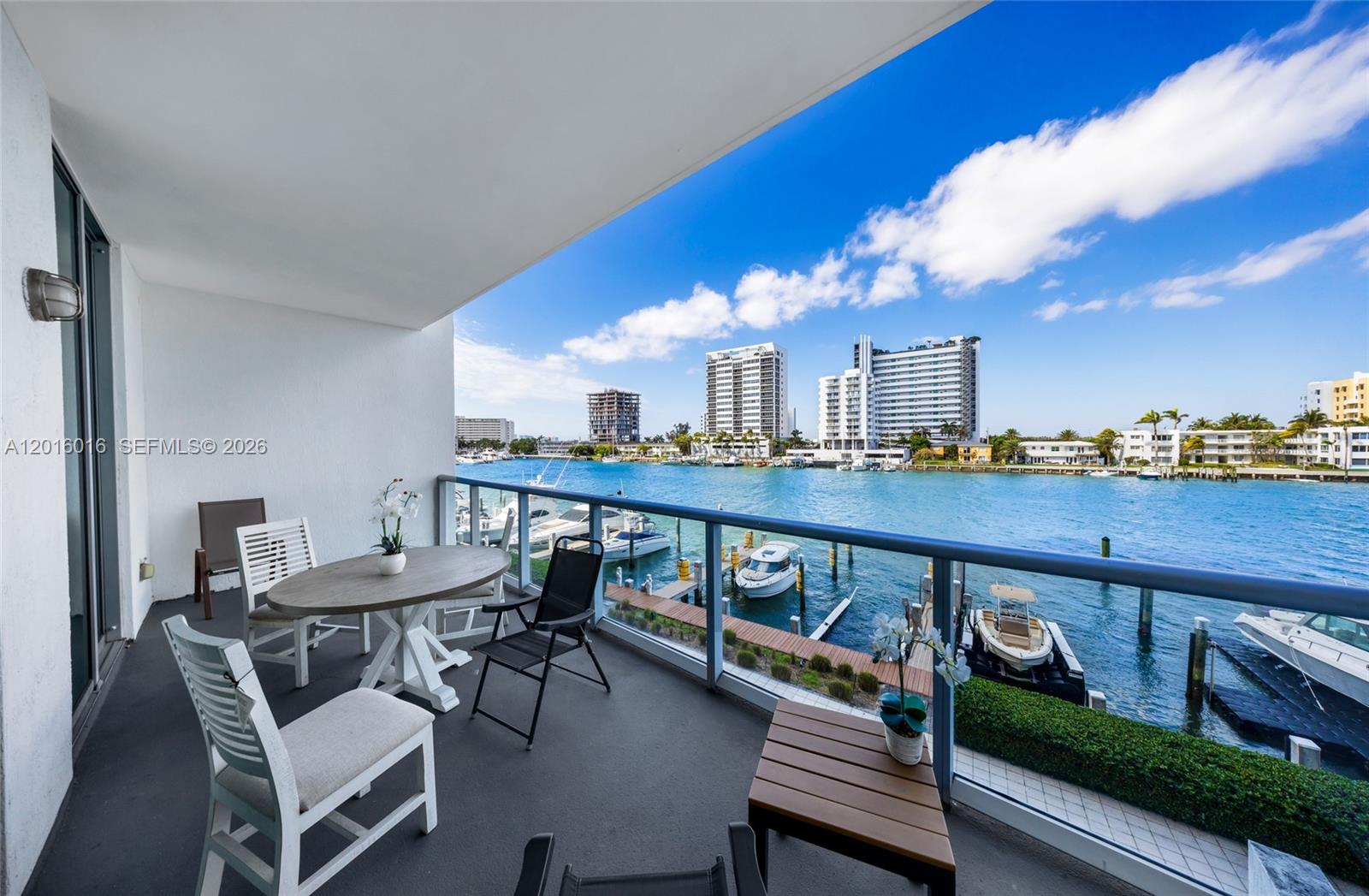 7928 E Dr 305 305, North Bay Village, FL 33141, North Bay Village