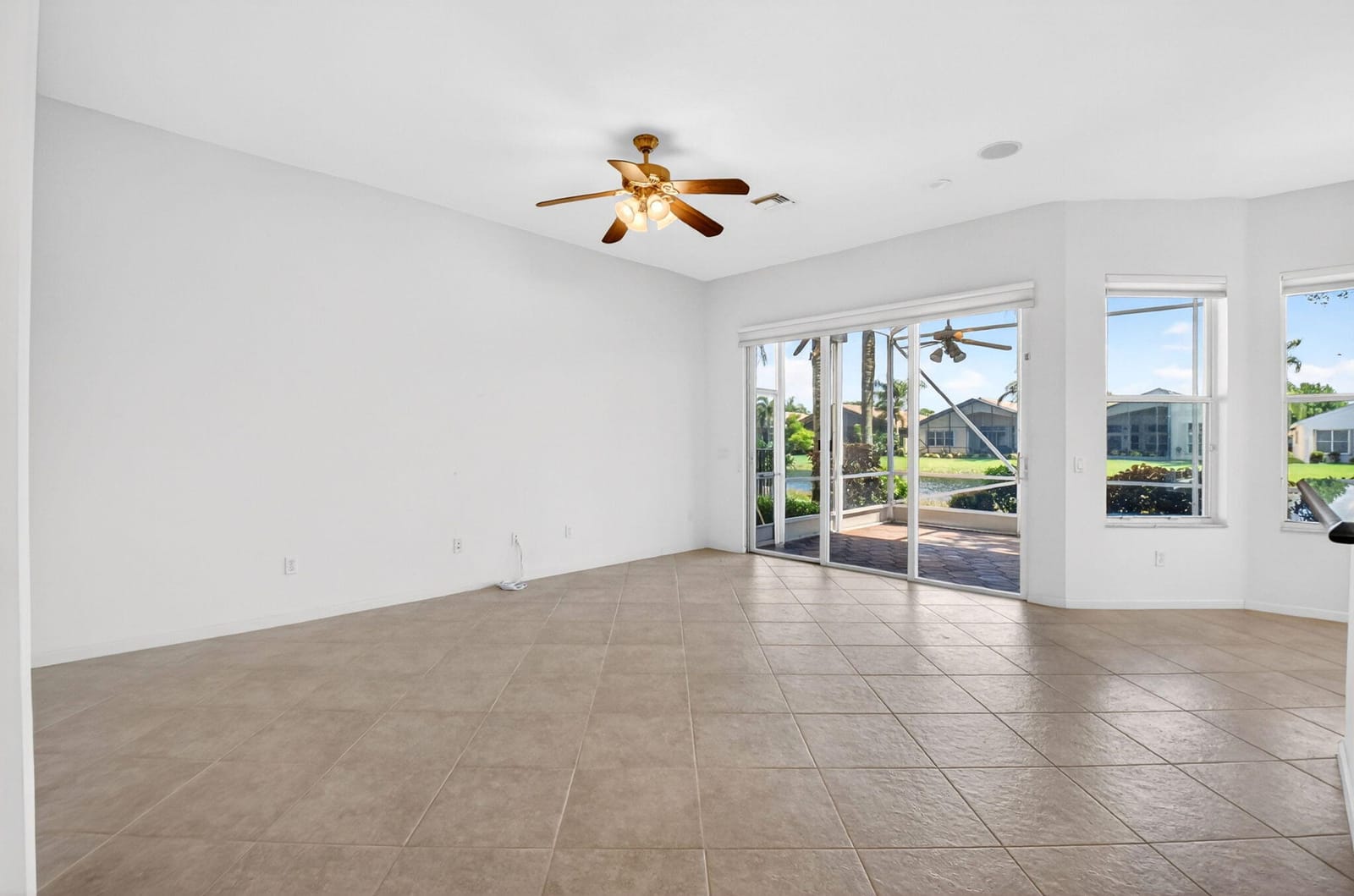 8198 Azure Coast Boulevard, Lake Worth, FL 33467 photo 12