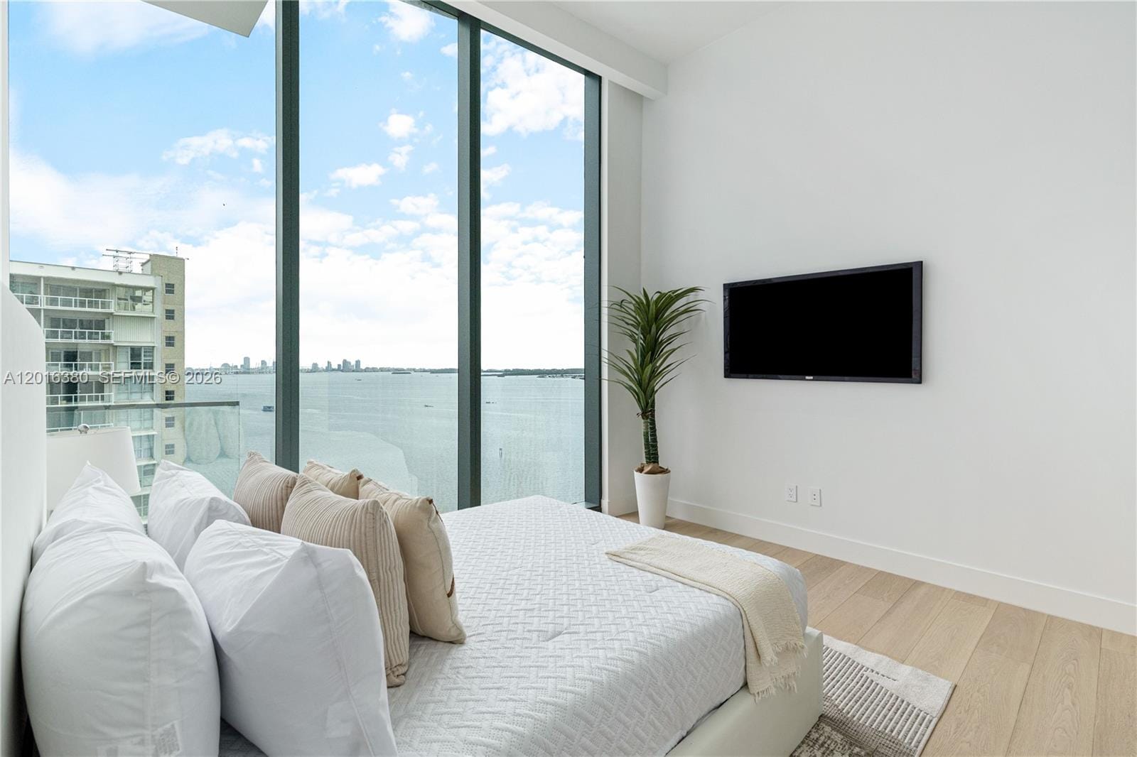 175 SE 25th Road 1601, Miami, FL 33129 photo 15
