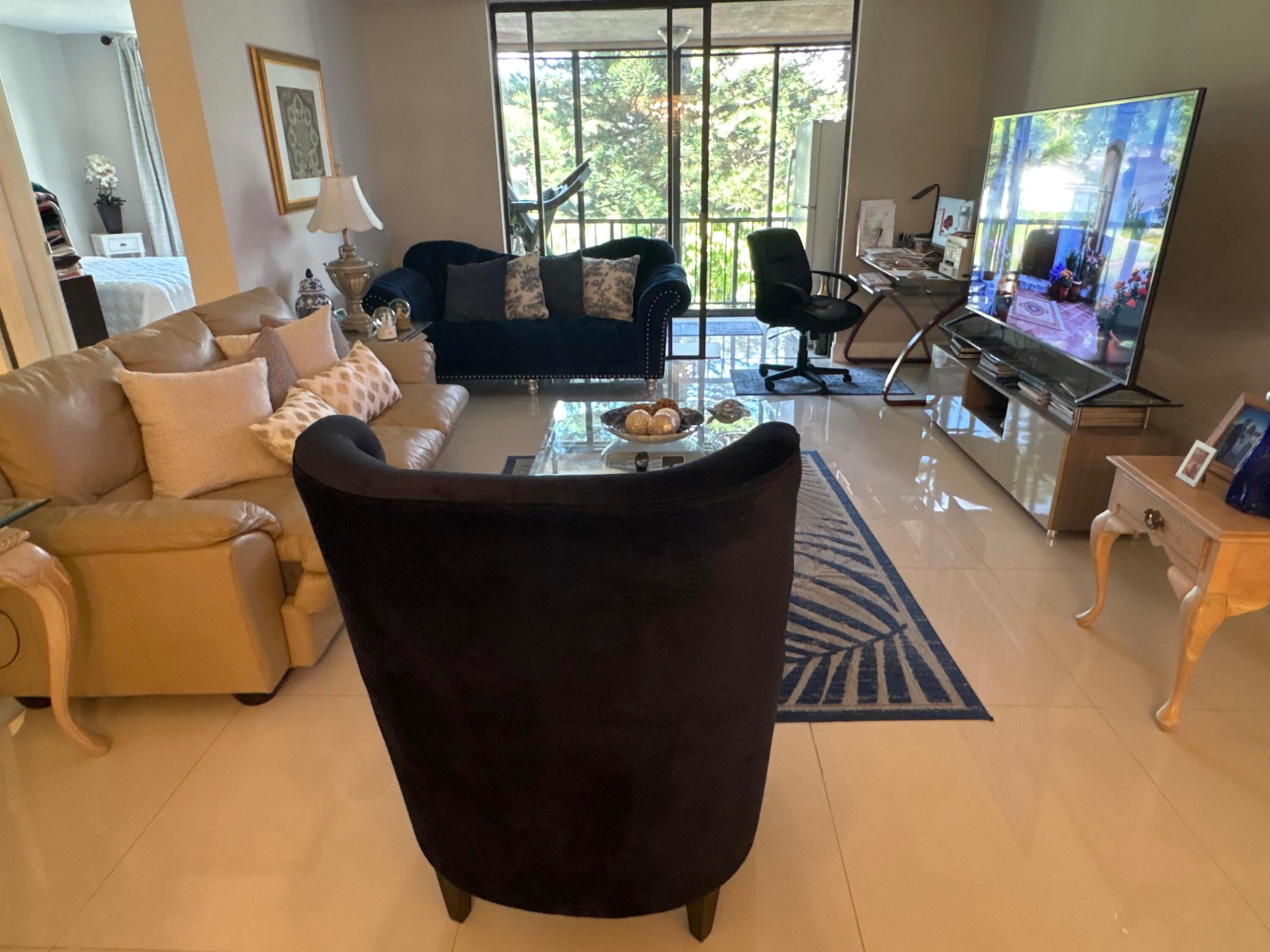 3730 Inverrary Drive 2t, Lauderhill, FL 33319, Lauderhill