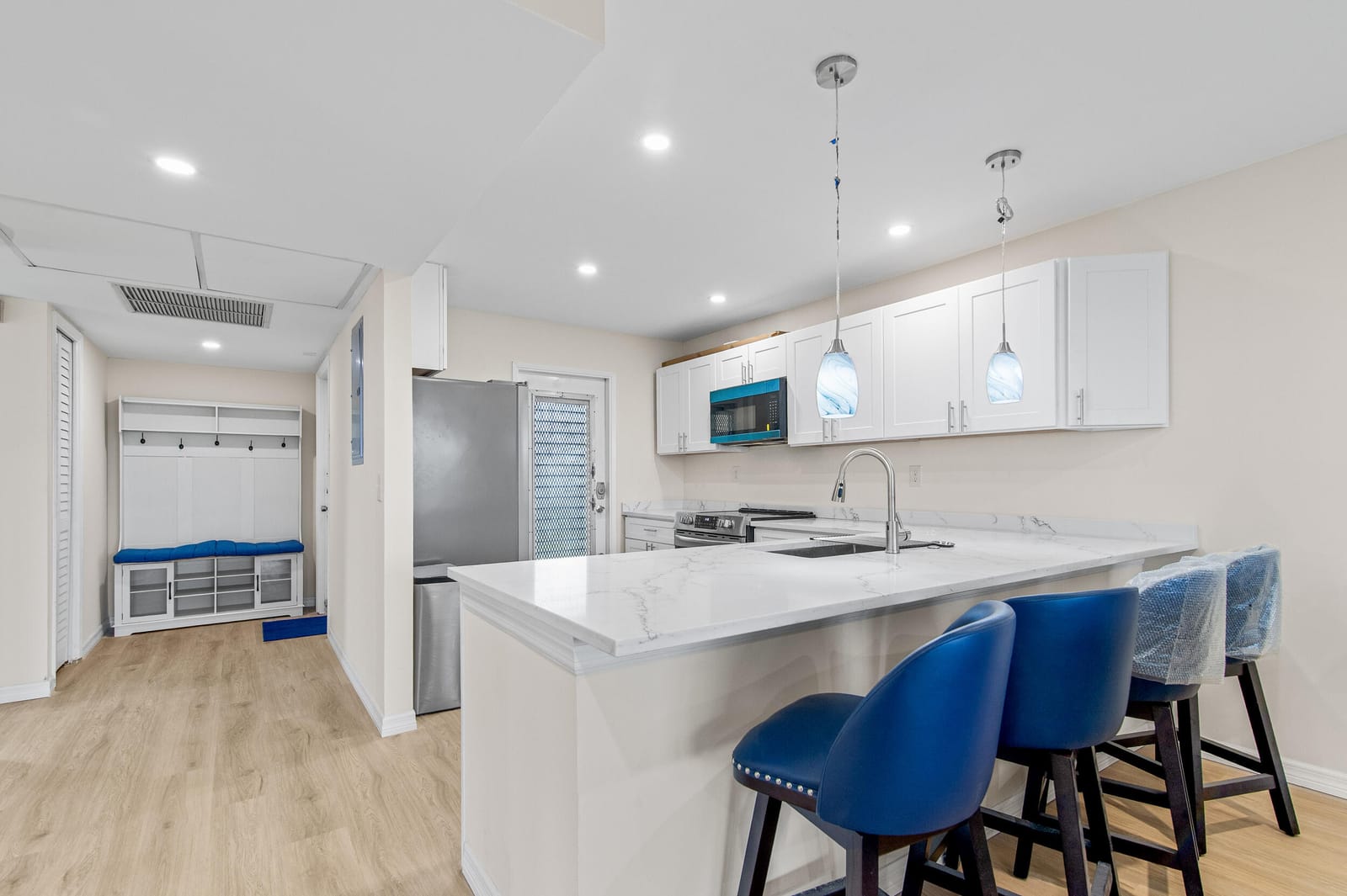 2901 S Palm Aire Drive 501 — photo 11
