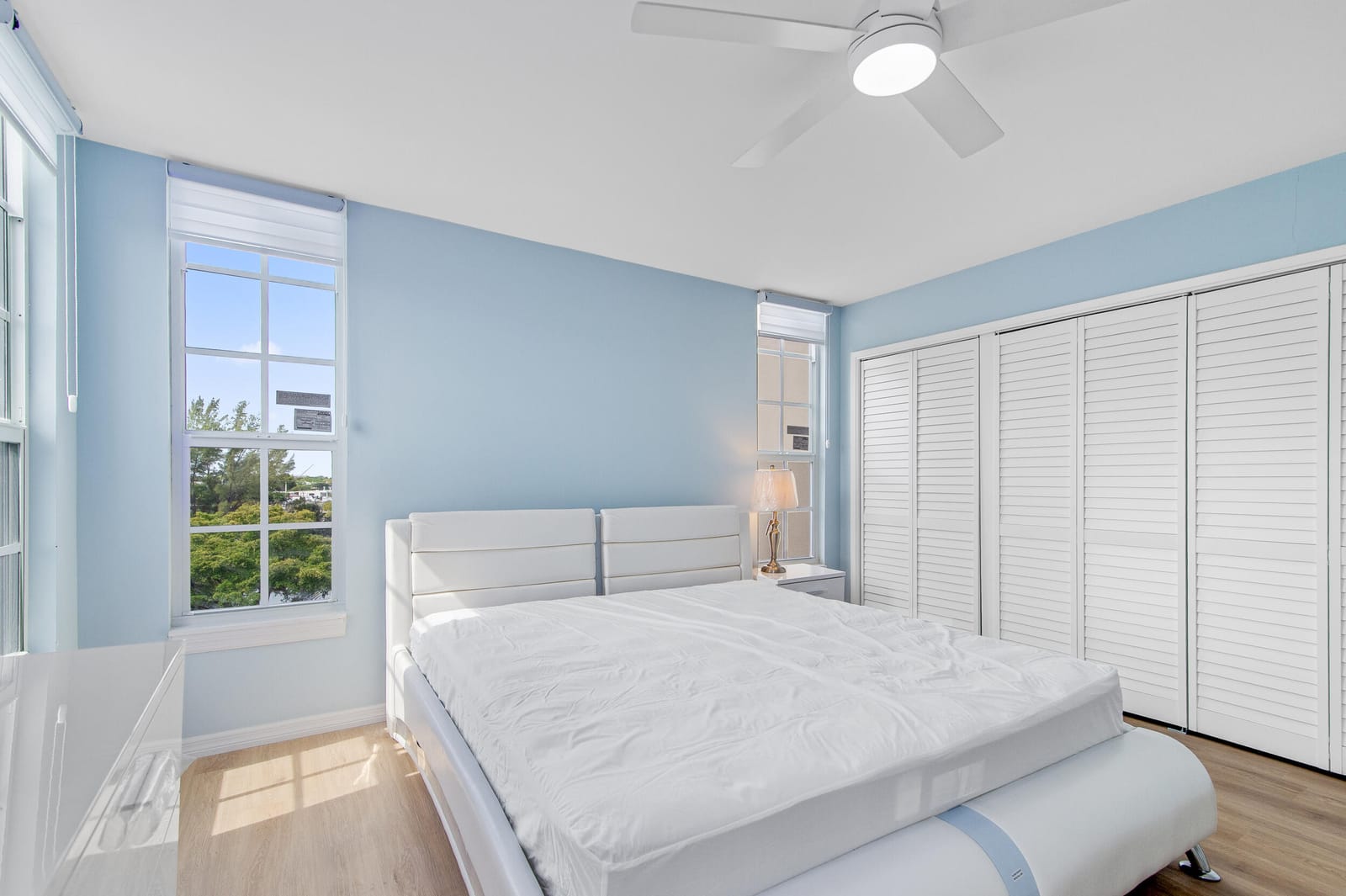 2901 S Palm Aire Drive 501 — photo 4