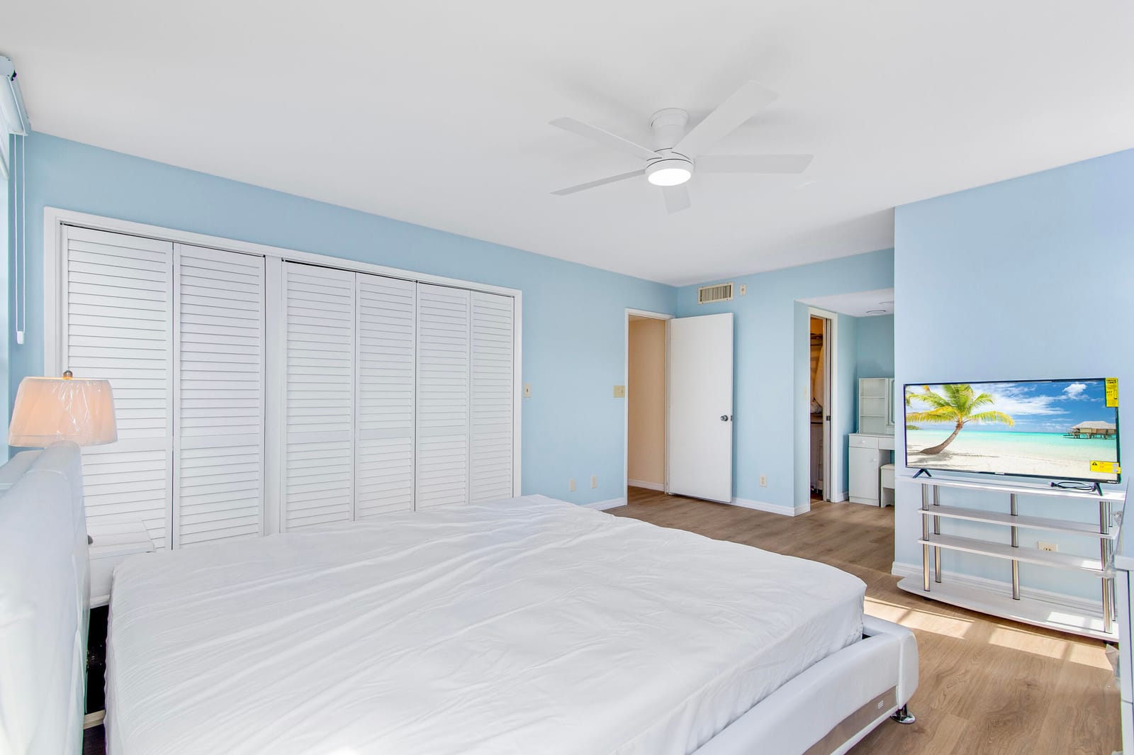 2901 S Palm Aire Drive 501 — photo 5