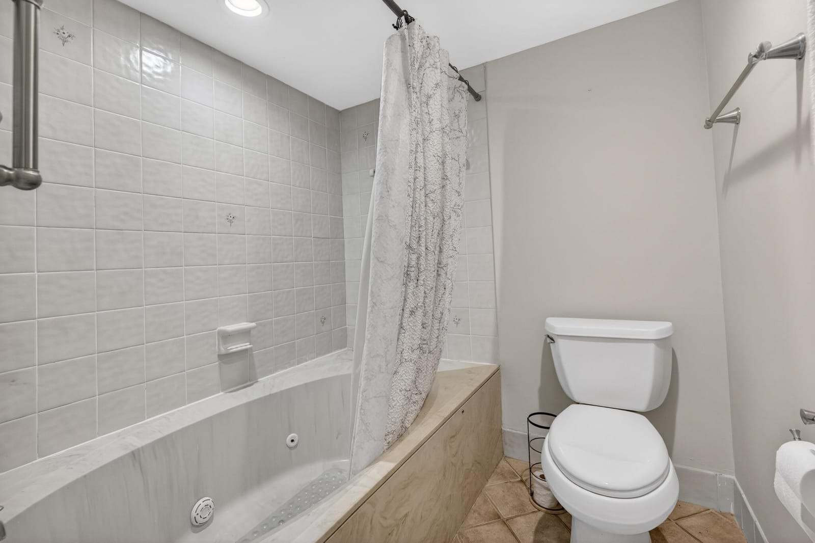 3500 Twin Lakes Terrace 202, Fort Pierce, FL 34951 photo 20