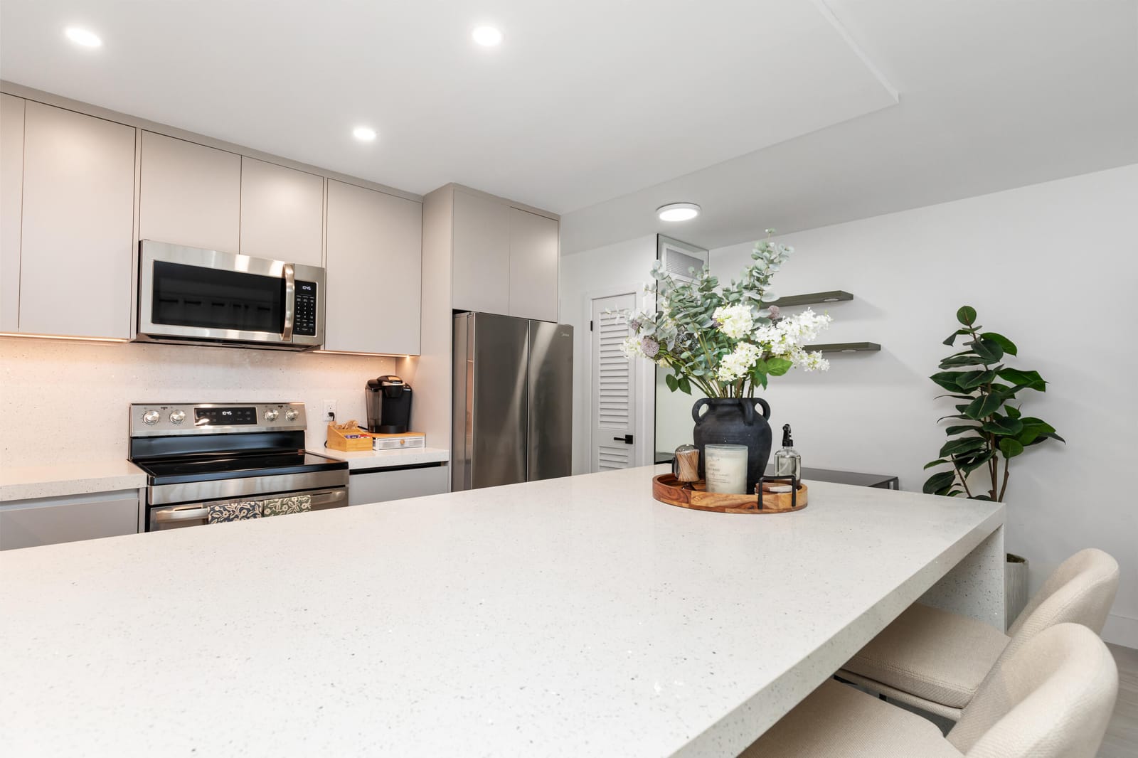 5203 NE 24th Terrace B210, Fort Lauderdale, FL 33308 photo 8
