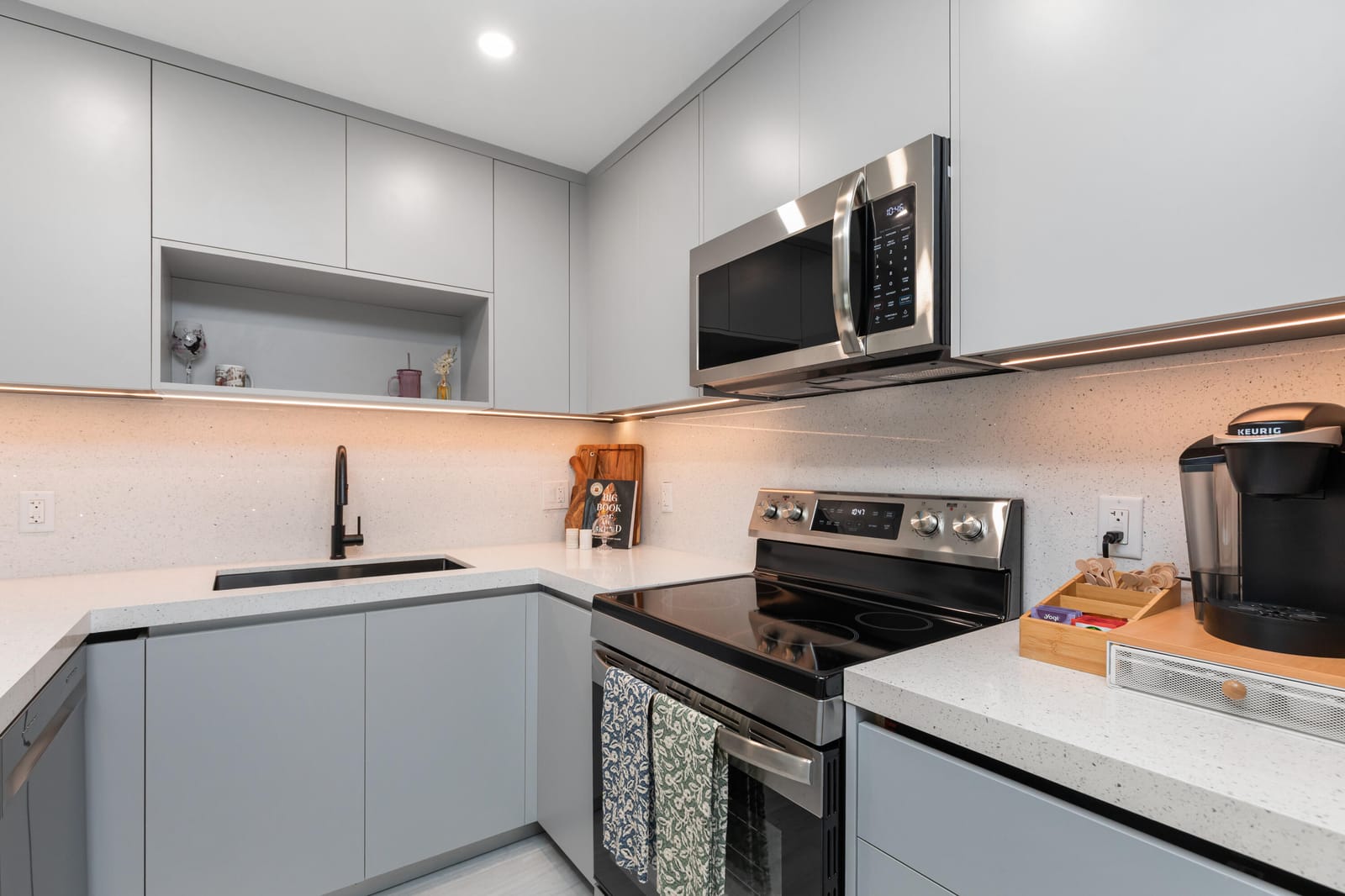5203 NE 24th Terrace B210, Fort Lauderdale, FL 33308 photo 9