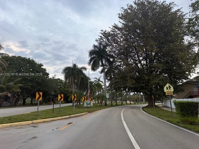 709 Curtiss Parkway 20, Miami Springs, FL 33166 photo 4
