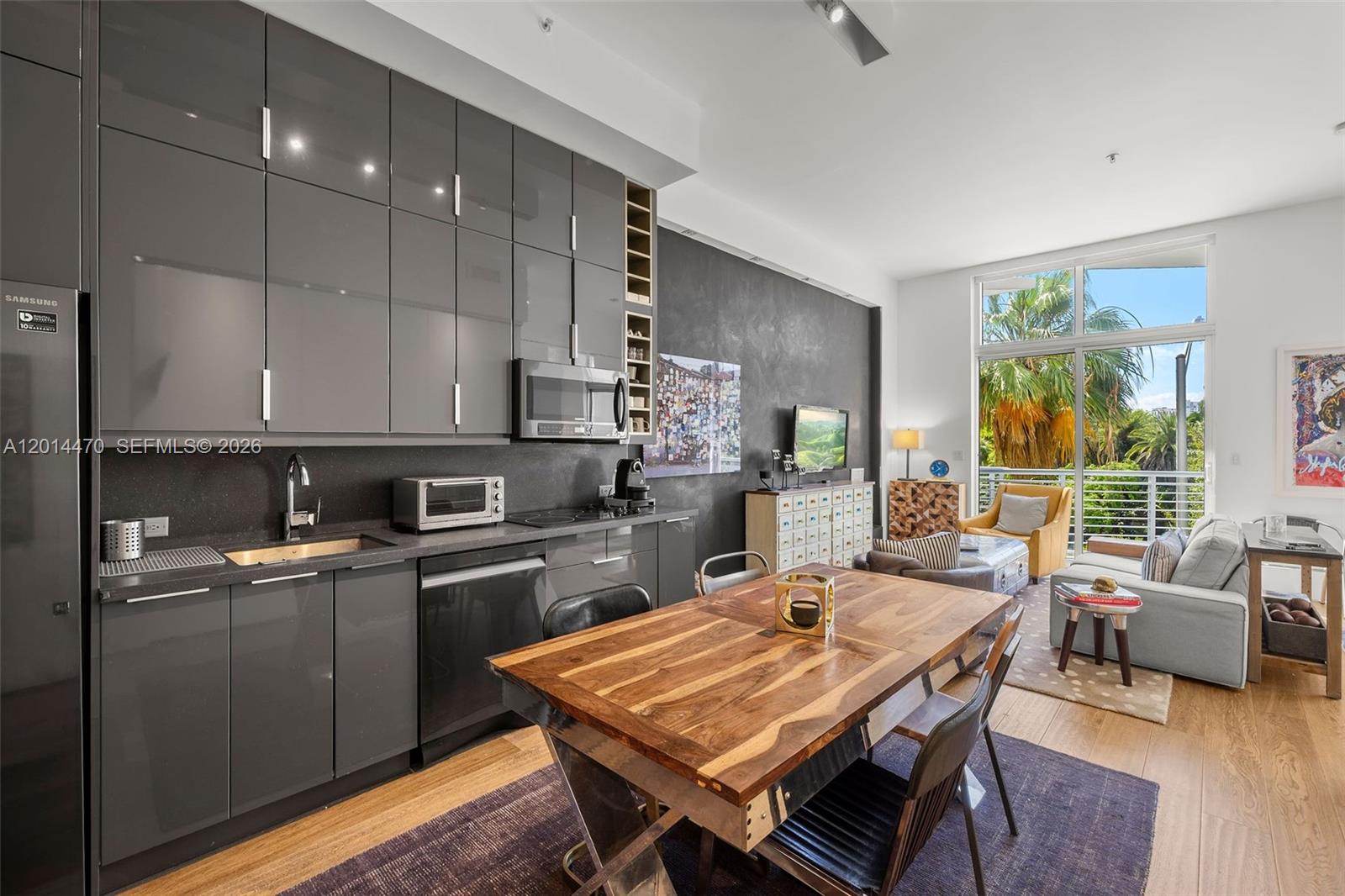 2001 Meridian Avenue 404, Miami Beach, FL 33139, Miami Beach