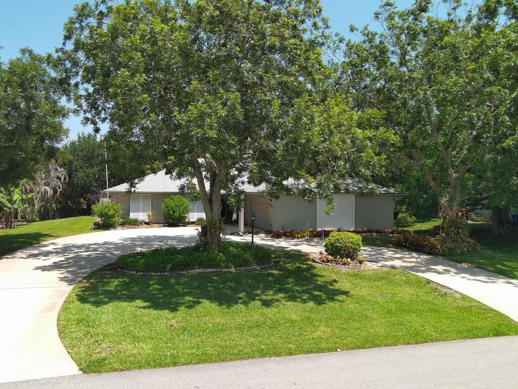 1070 47th Avenue SW, Vero Beach, FL 32968, Vero Beach