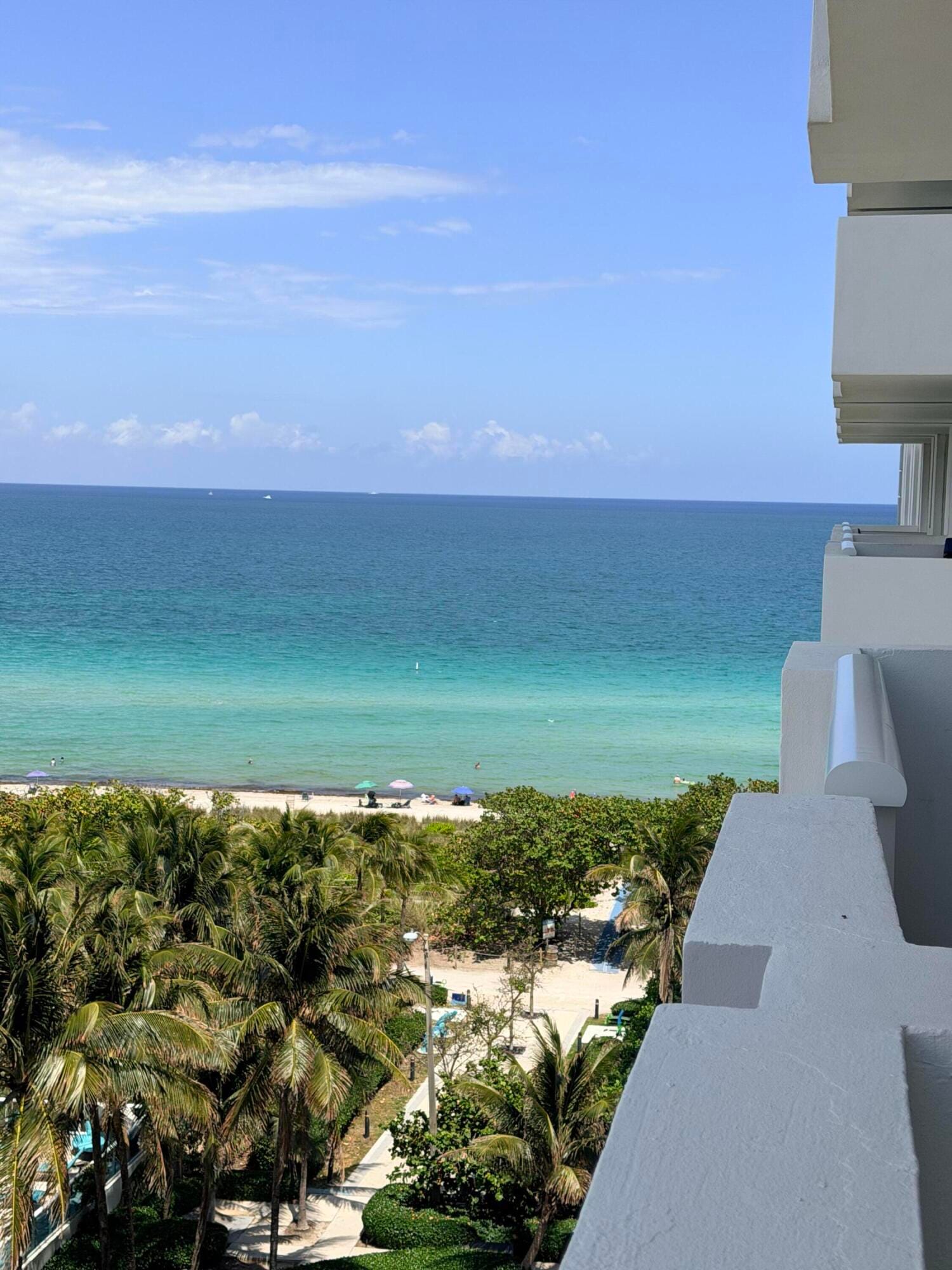 9195 Collins Avenue 913 — photo 1