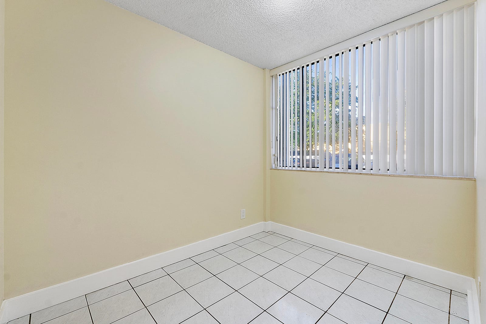3100 NW 46th Street 102, Oakland Park, FL 33309 photo 12