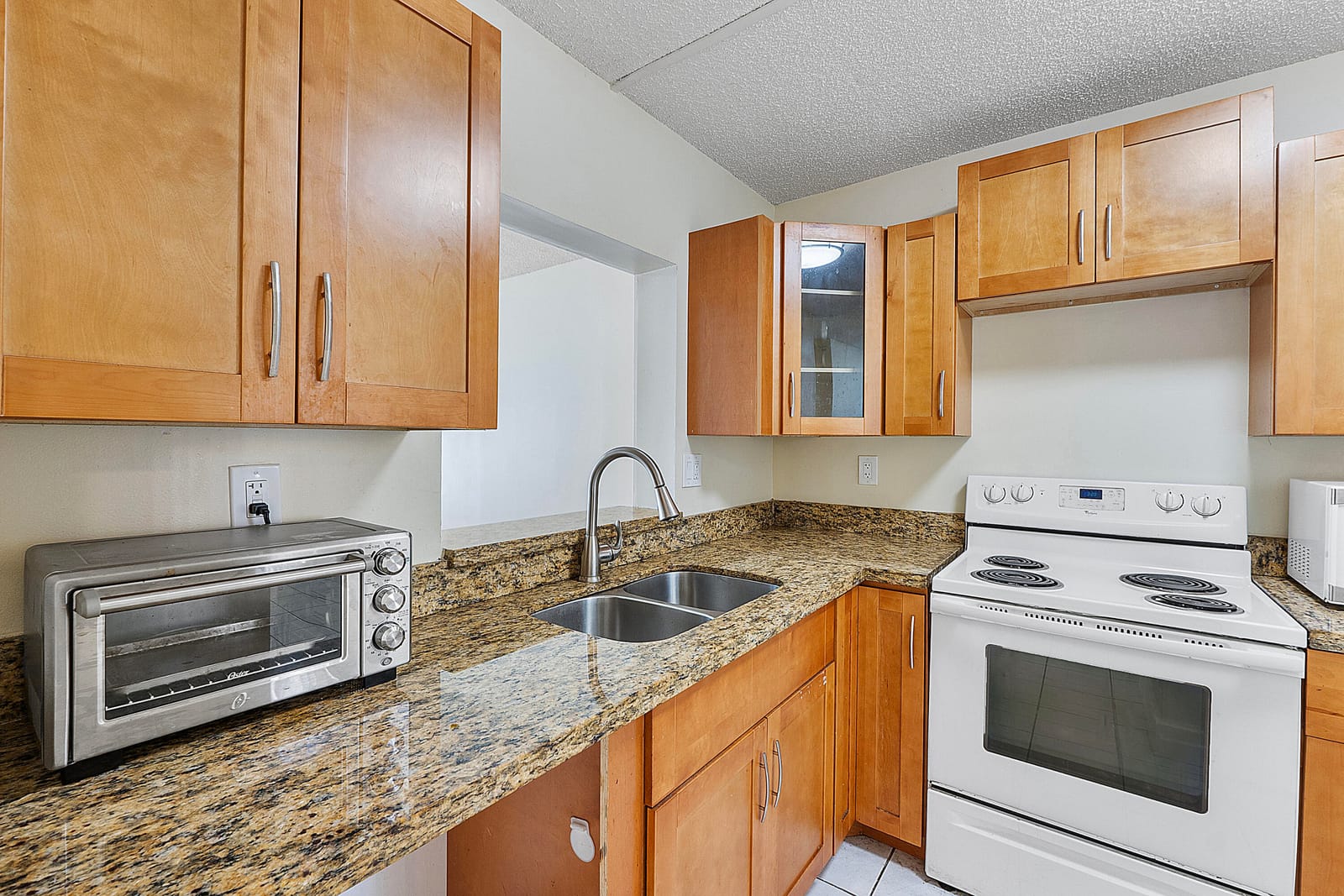 3100 NW 46th Street 102, Oakland Park, FL 33309 photo 10