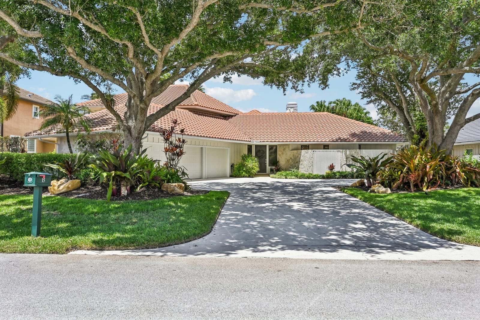 15 Carrick Road, Palm Beach Gardens, FL 33418 photo 3