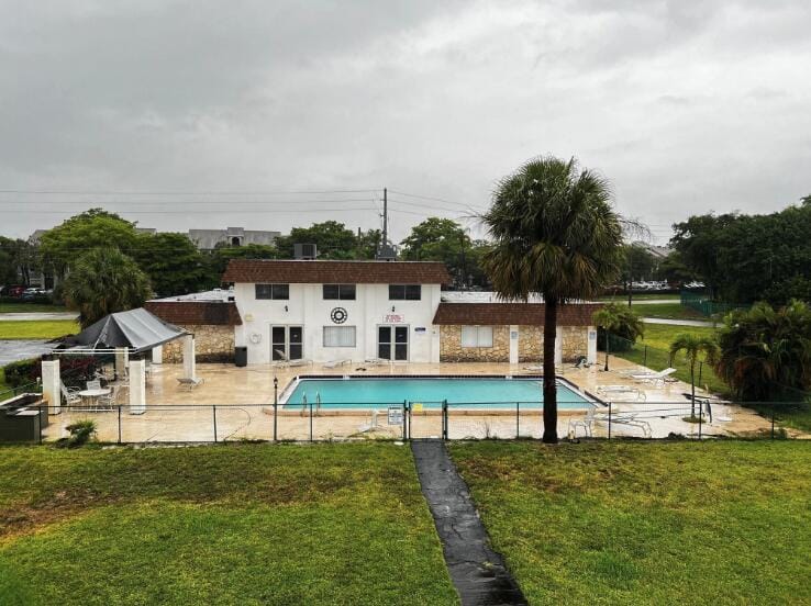 6289 Lear Drive 302, Atlantis, FL 33462 photo 18