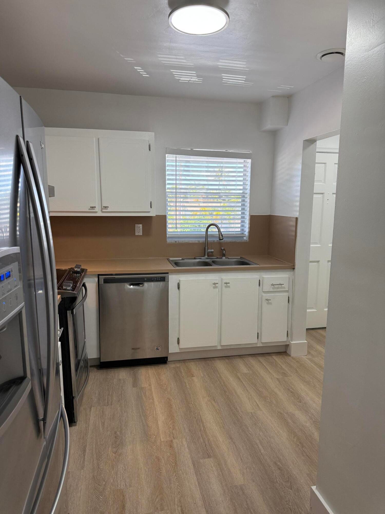 1400 NE 55th Street 206 — photo 5