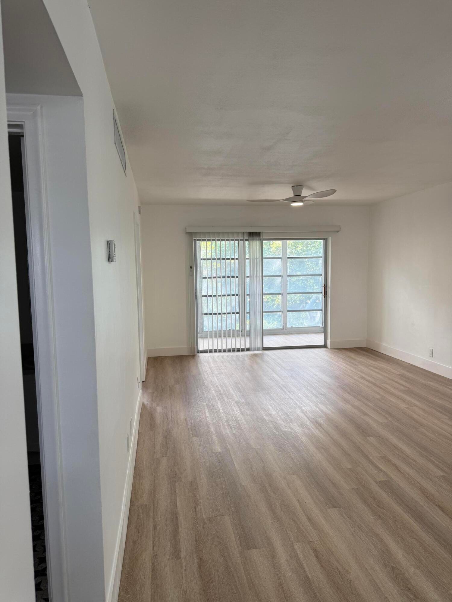 1400 NE 55th Street 206 — photo 10