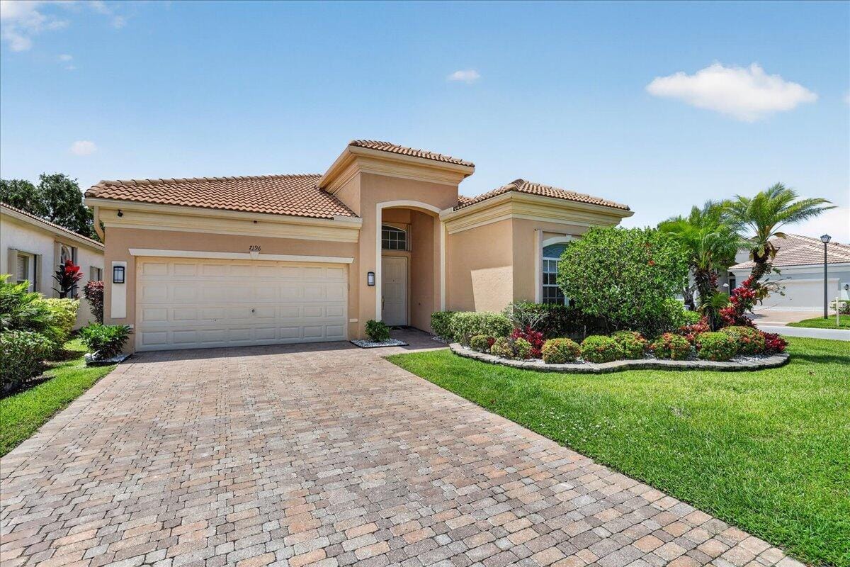 7196 Lorenzo Lane, Delray Beach, FL 33446 photo 3