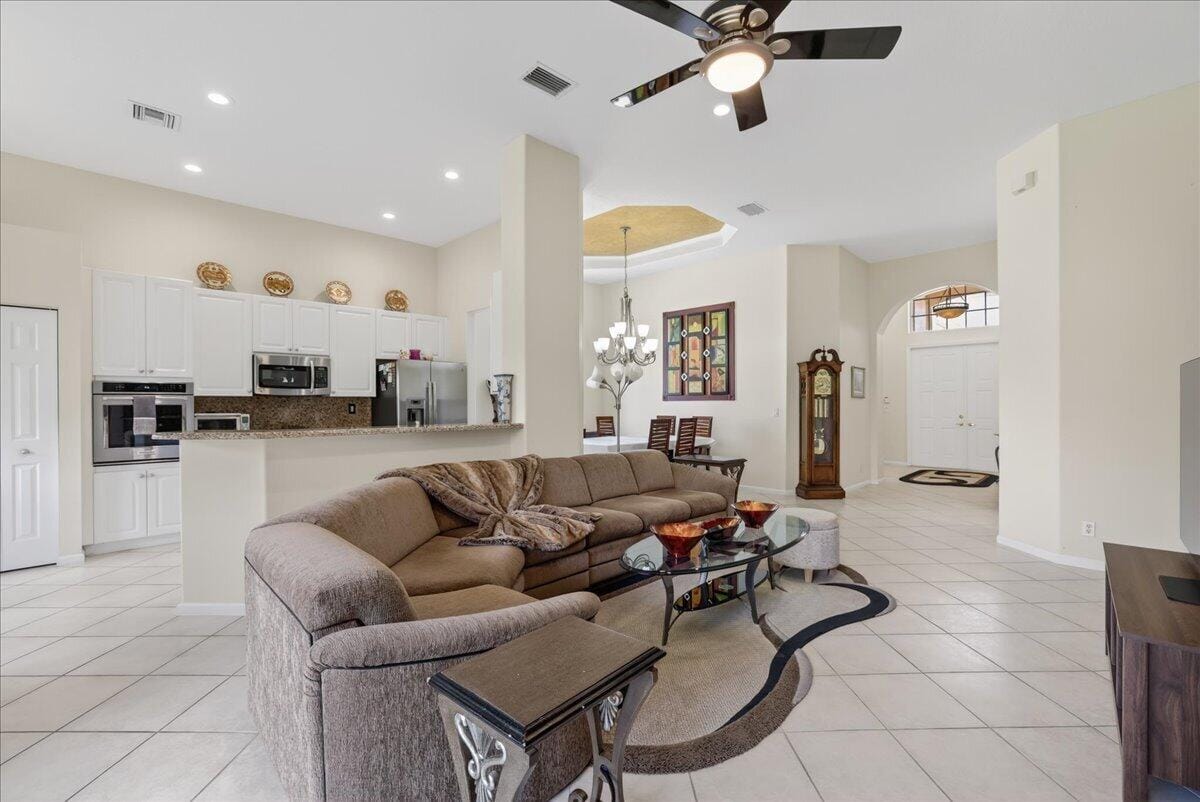 7196 Lorenzo Lane, Delray Beach, FL 33446 photo 9